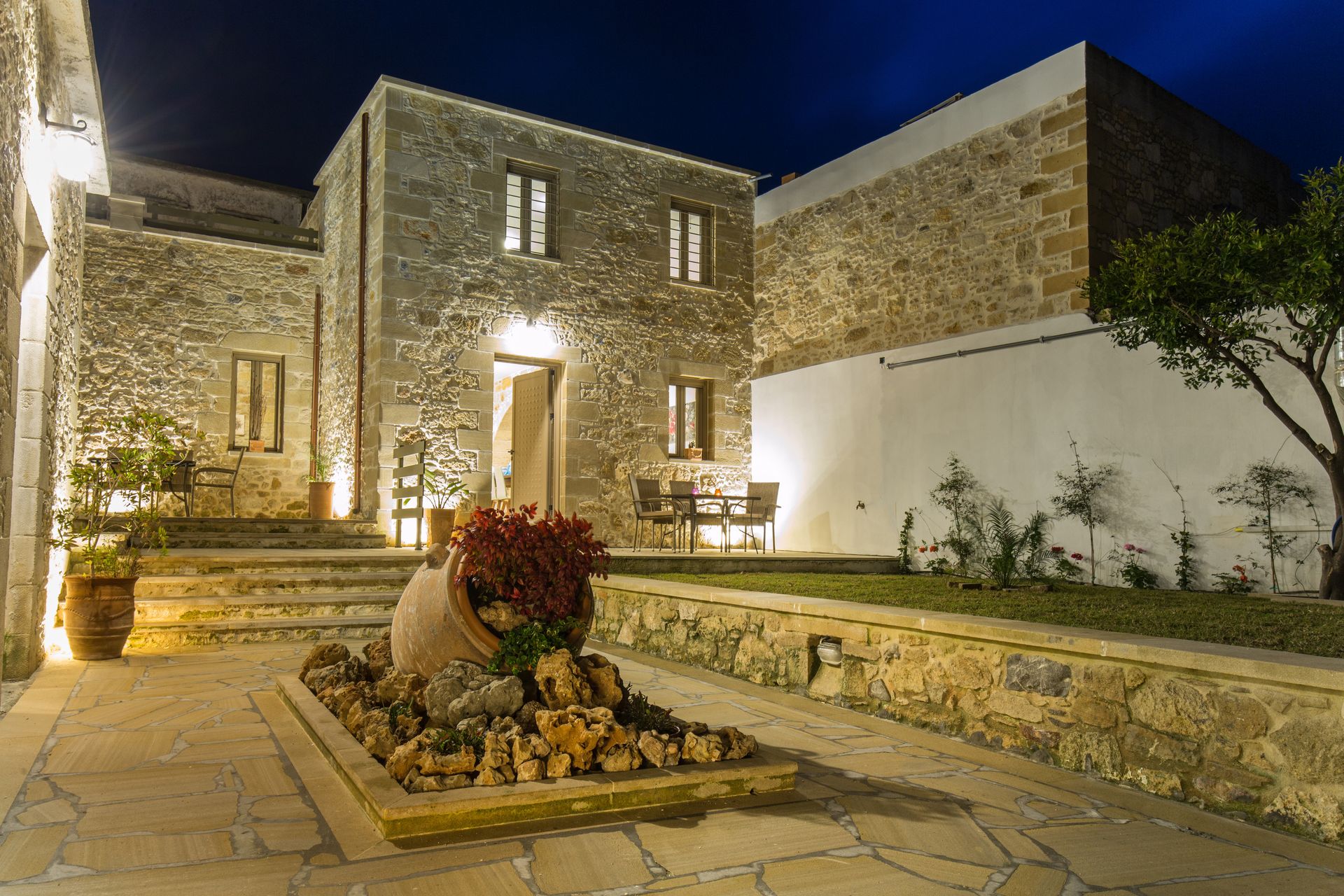 Agarathos Homes - 11