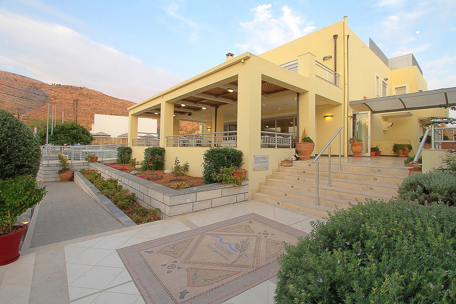 Almiriki Chios Rooms & Apartments - 3