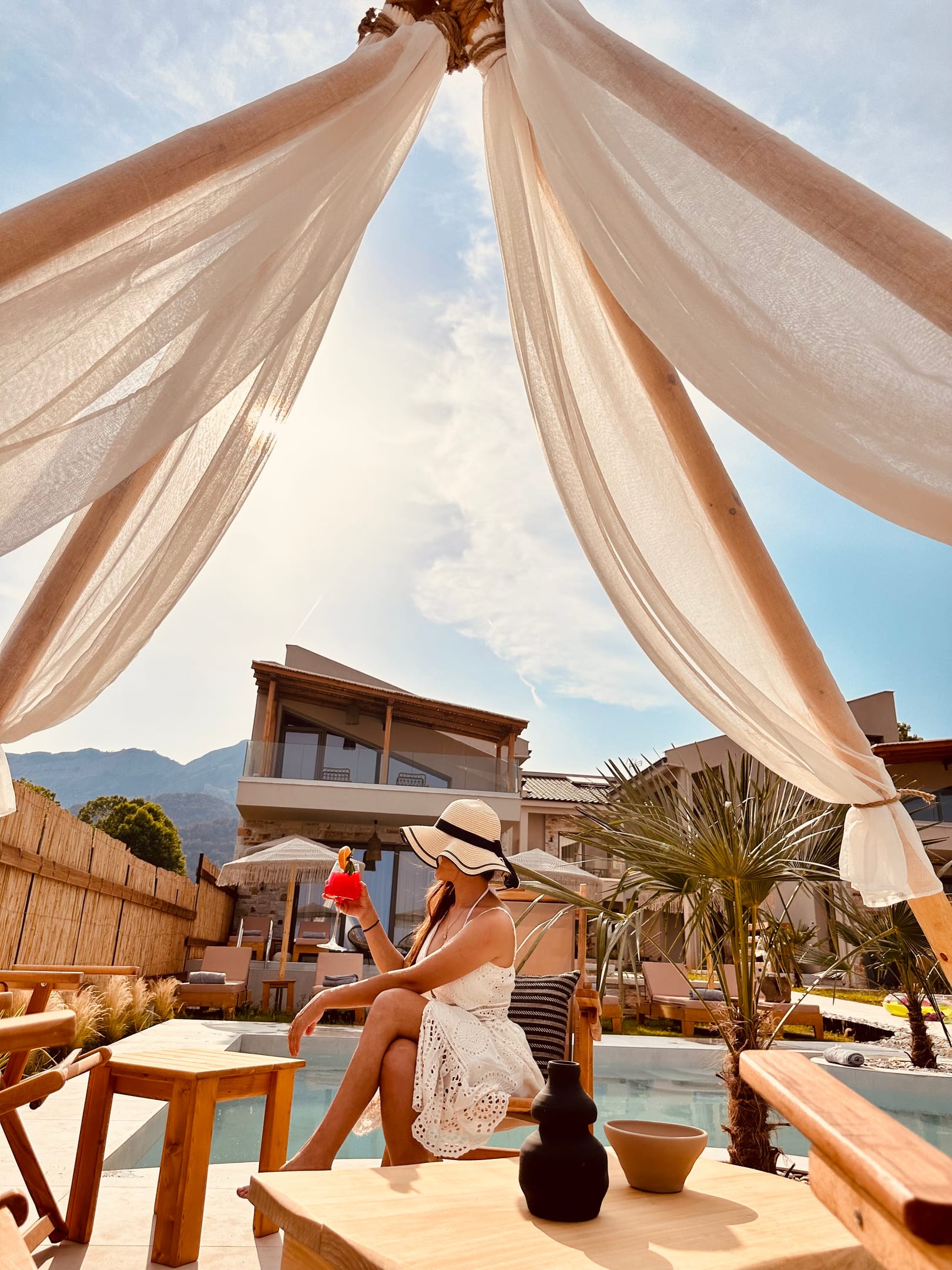 Amo Golden Suites - 11