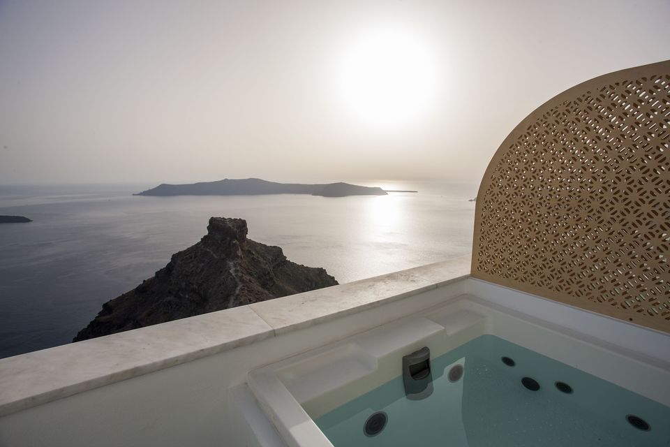 Andronikos Hotel Santorini - 2