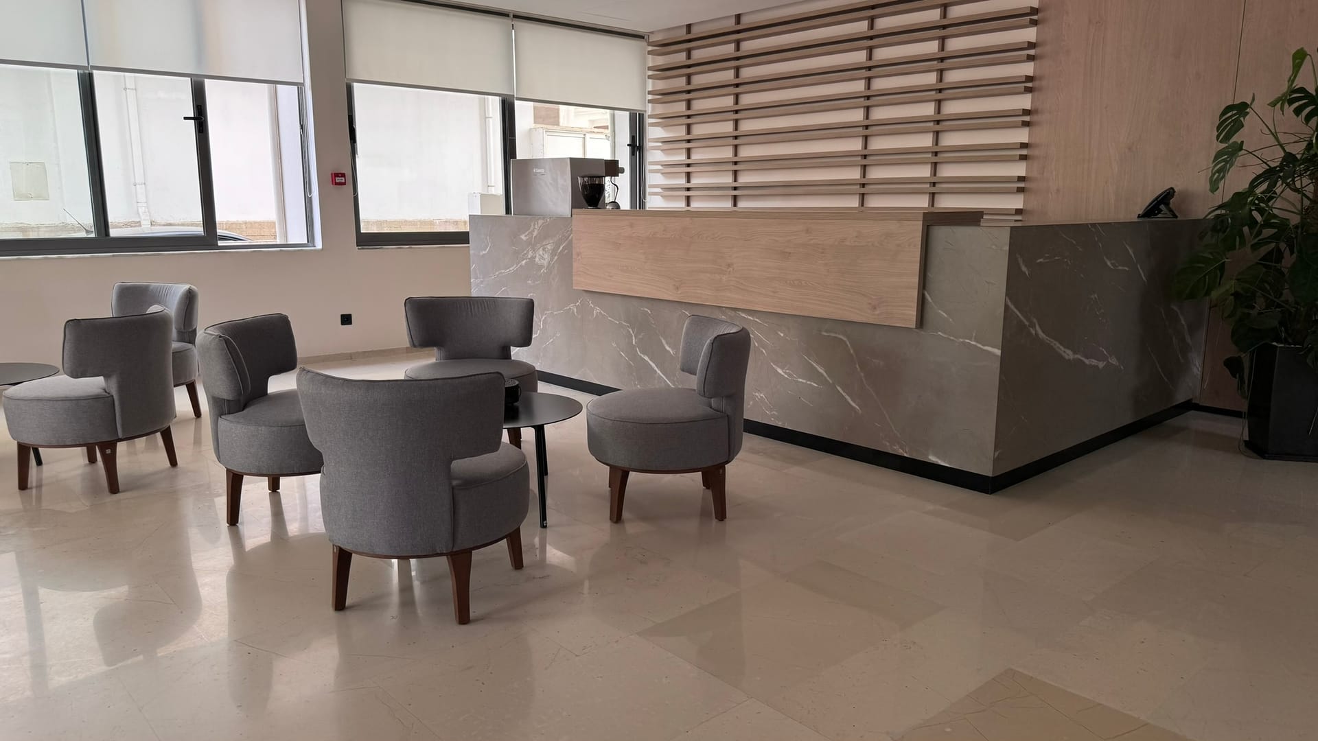 Angela Downtown Hotel - 19