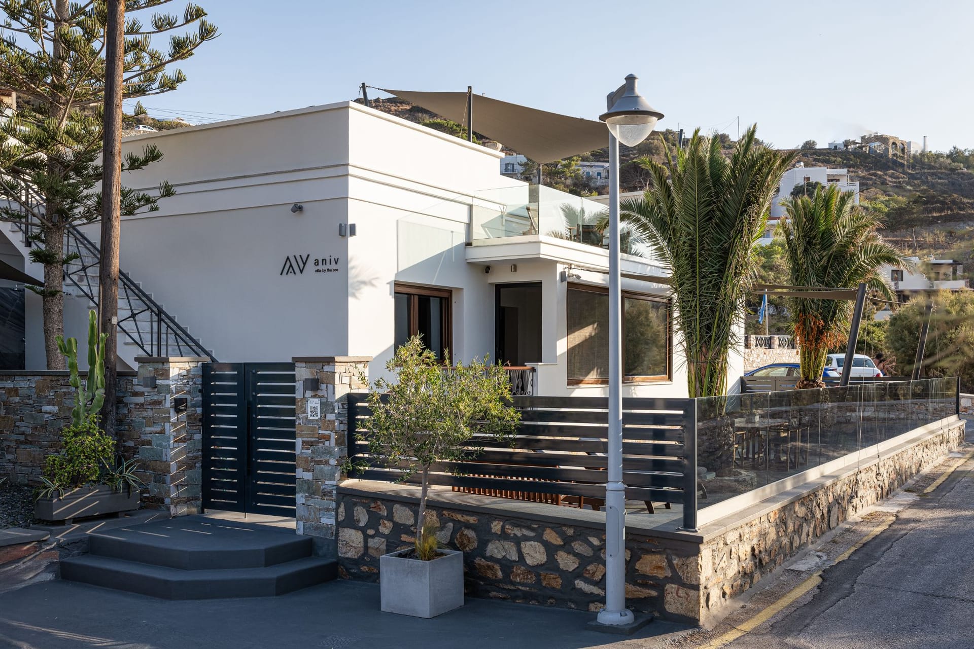 Aniv Villa by The Sea - 10