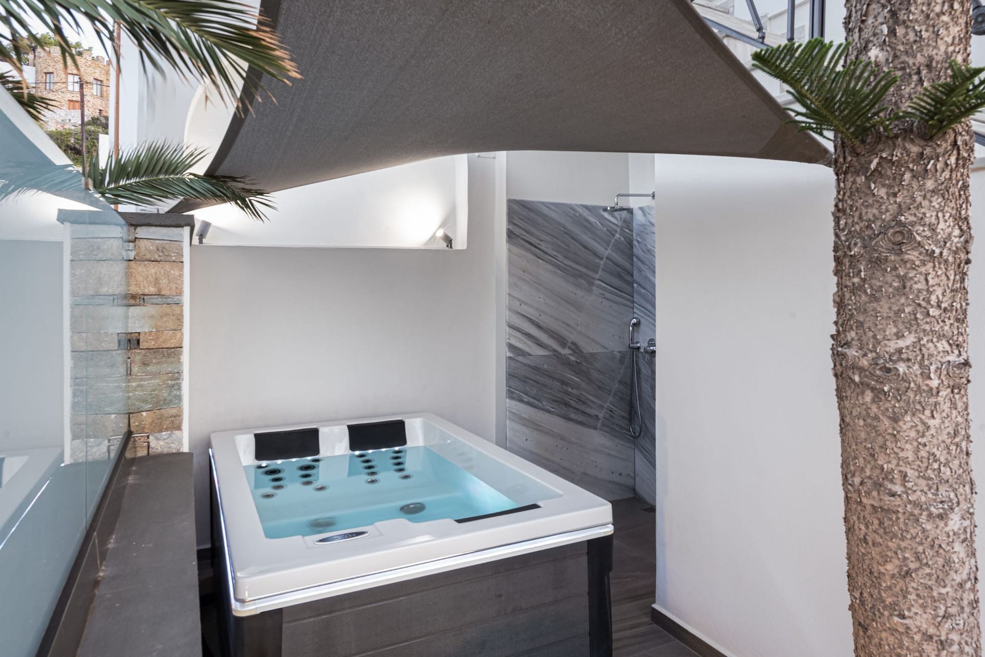 Aniv Villa by The Sea - 12