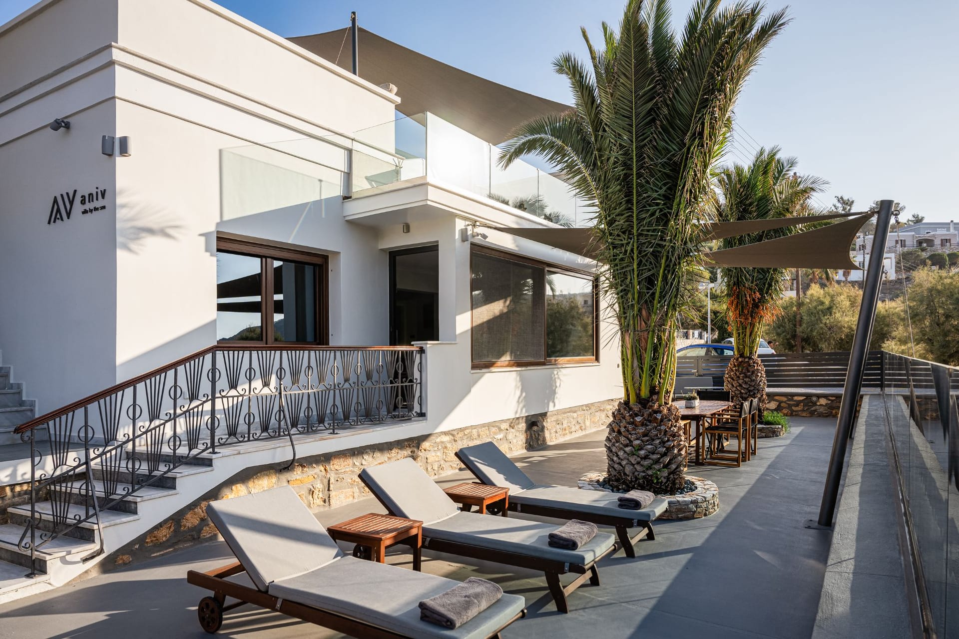 Aniv Villa by The Sea - 14