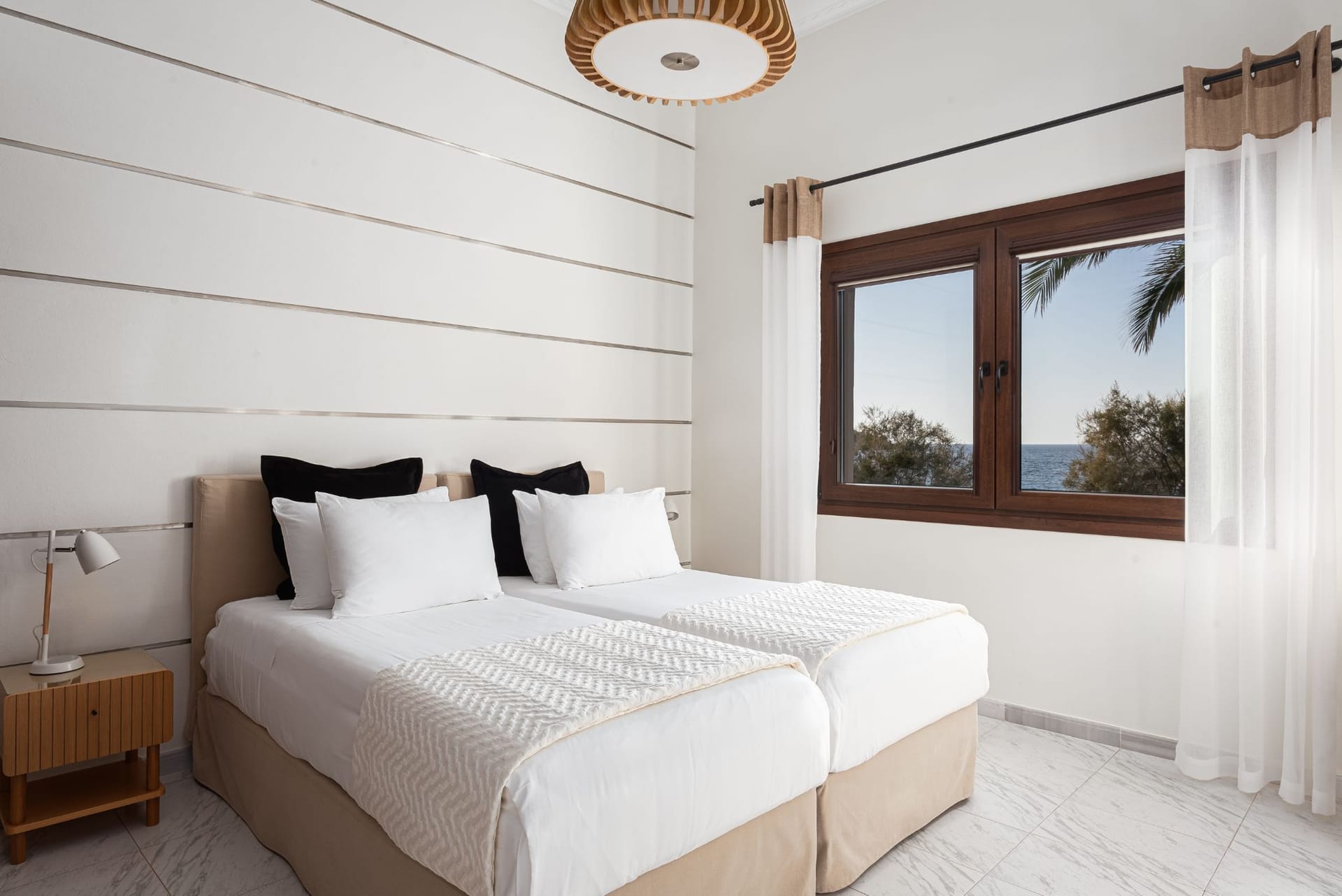 Aniv Villa by The Sea - 25