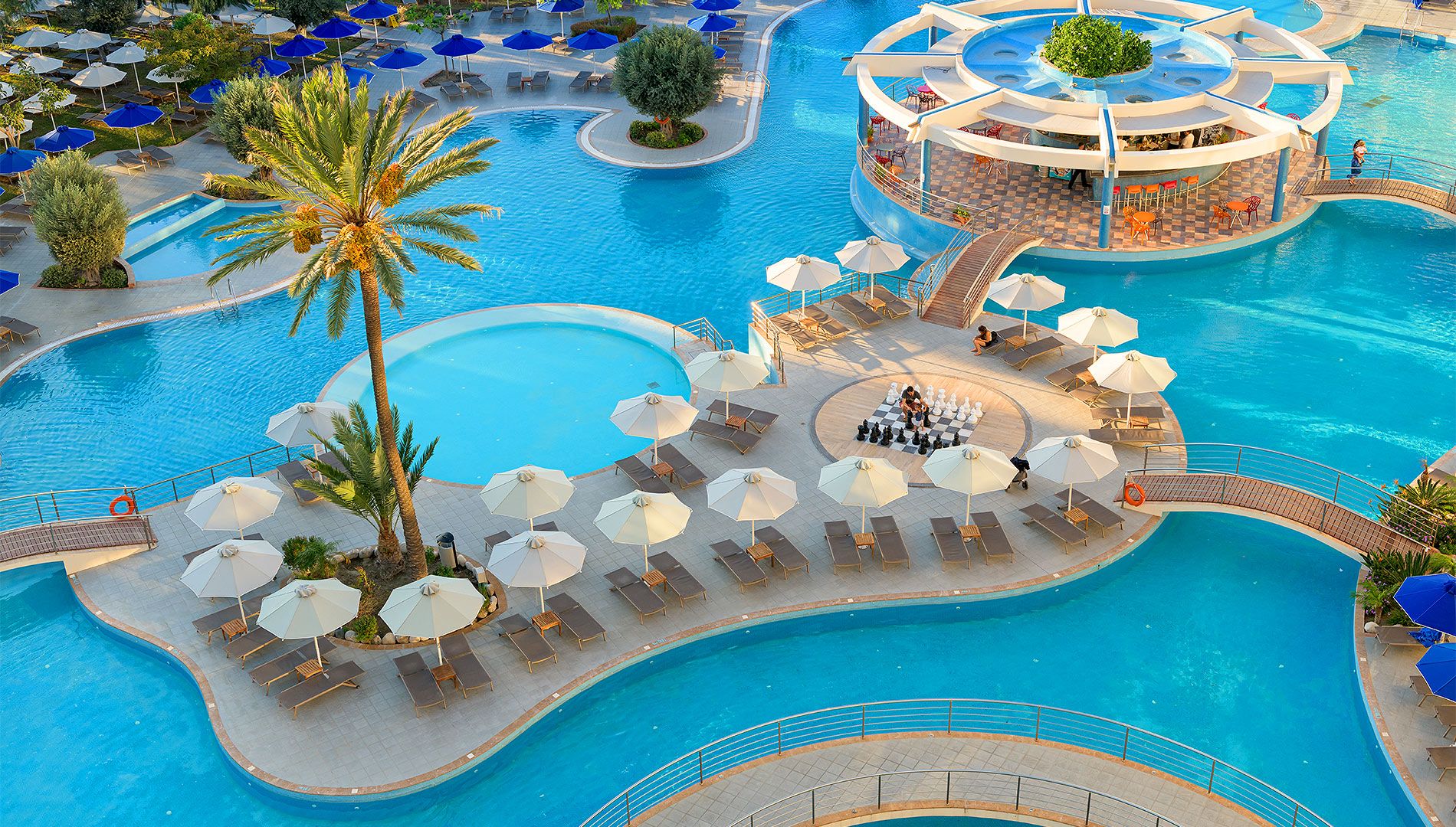 Atrium Platinum Luxury Resort Hotel & Spa - 2