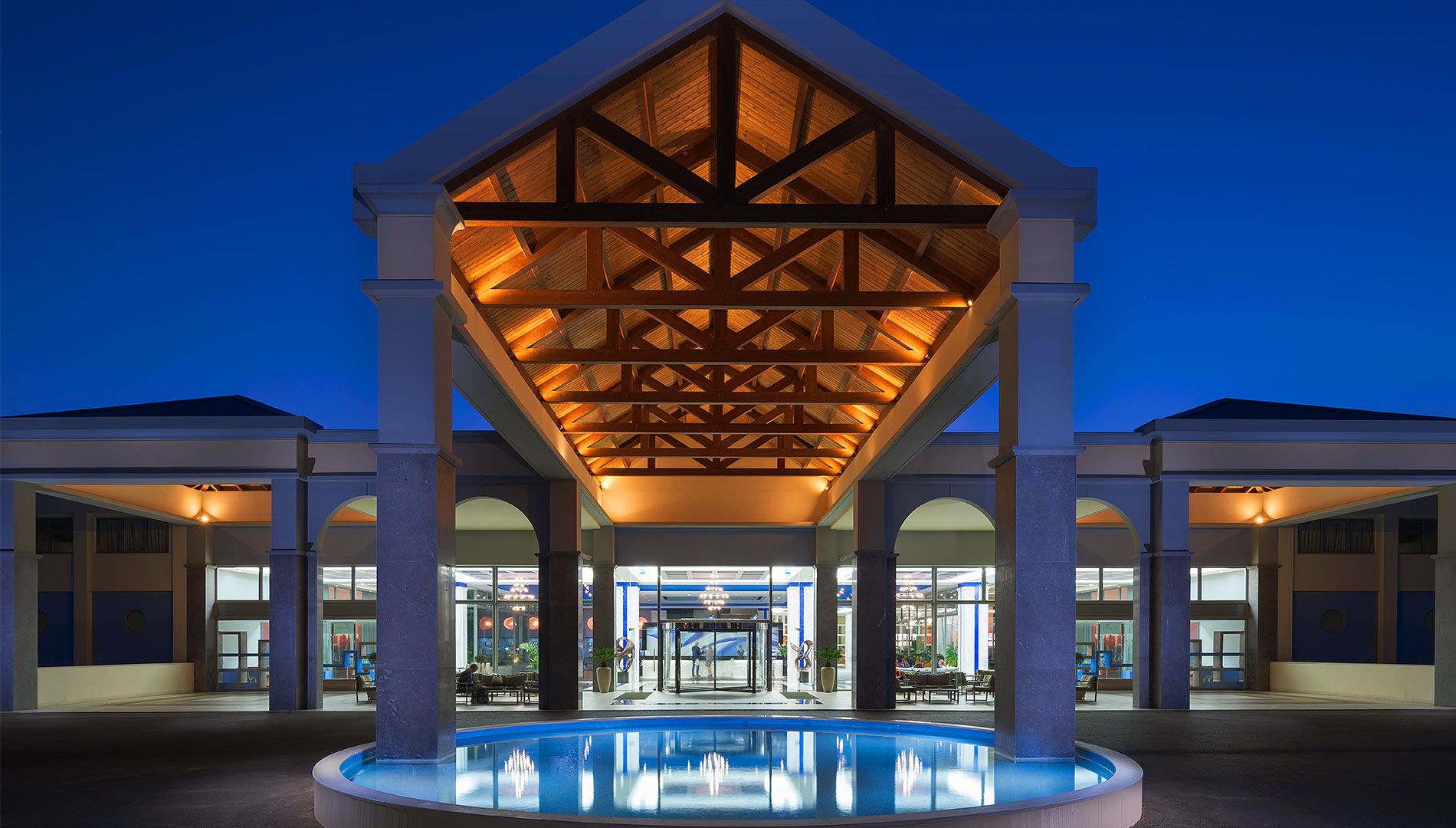 Atrium Platinum Luxury Resort Hotel & Spa - 11