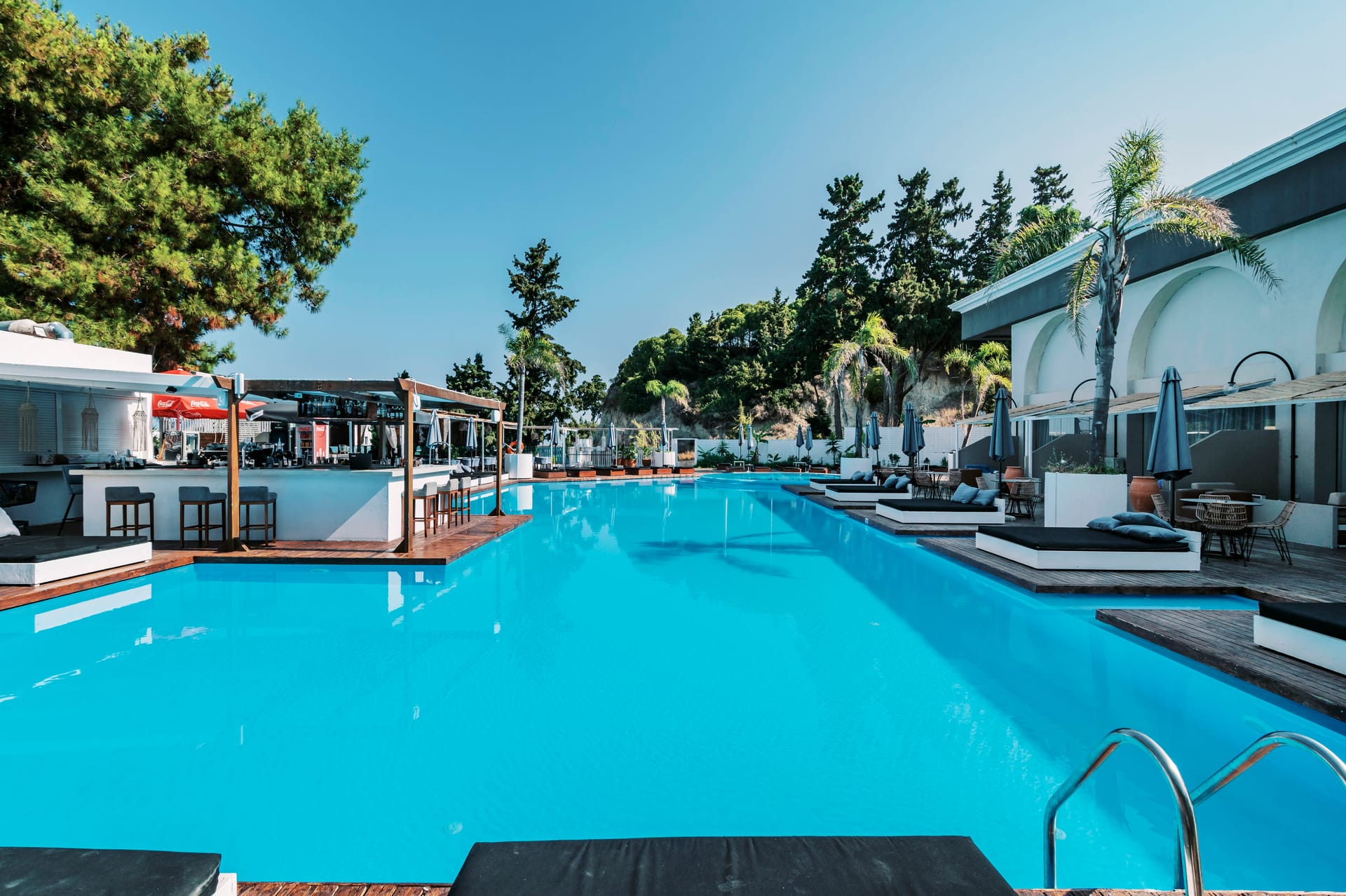 Bamboo Suites Boutique Hotel - 16