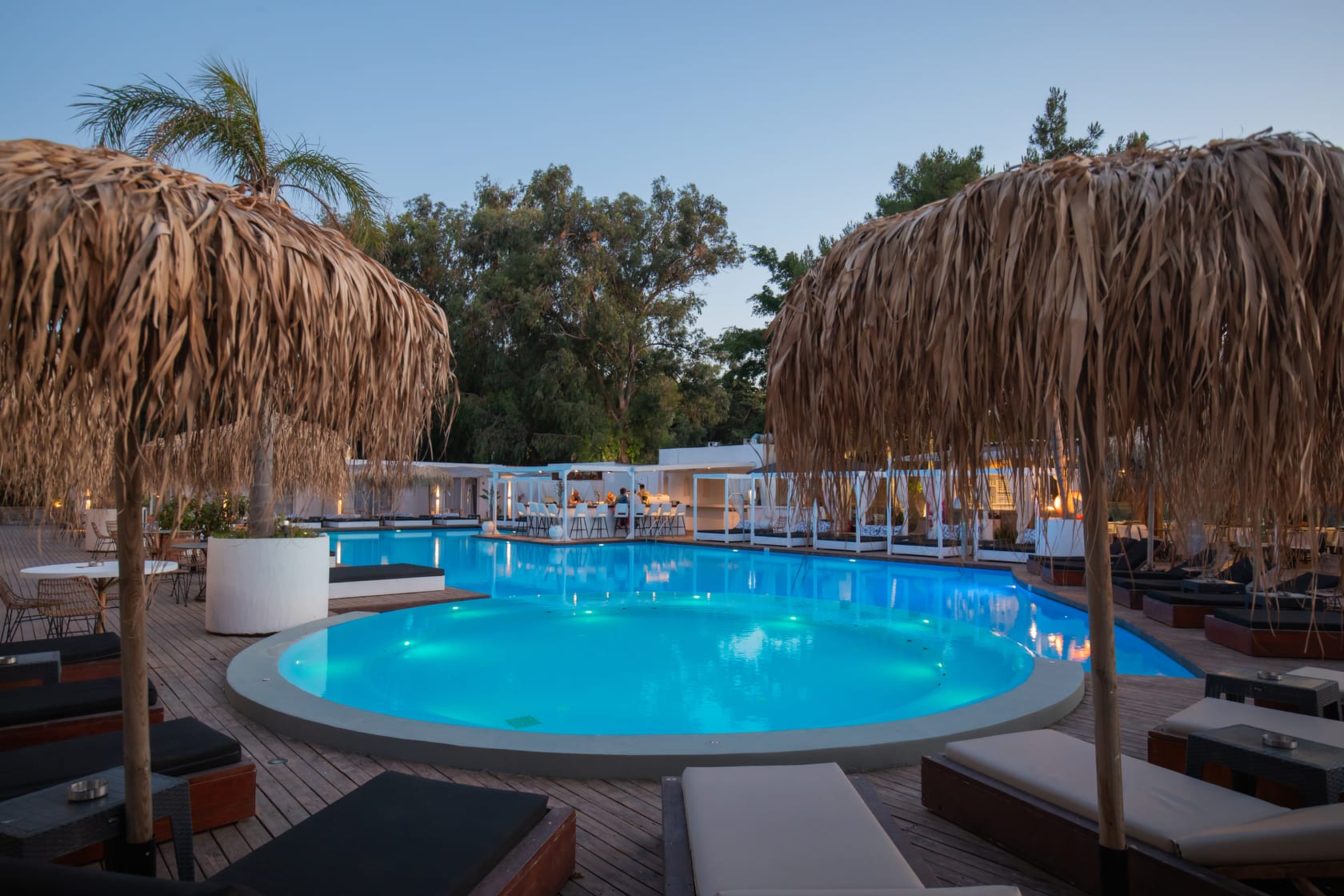 Bamboo Suites Boutique Hotel - 50