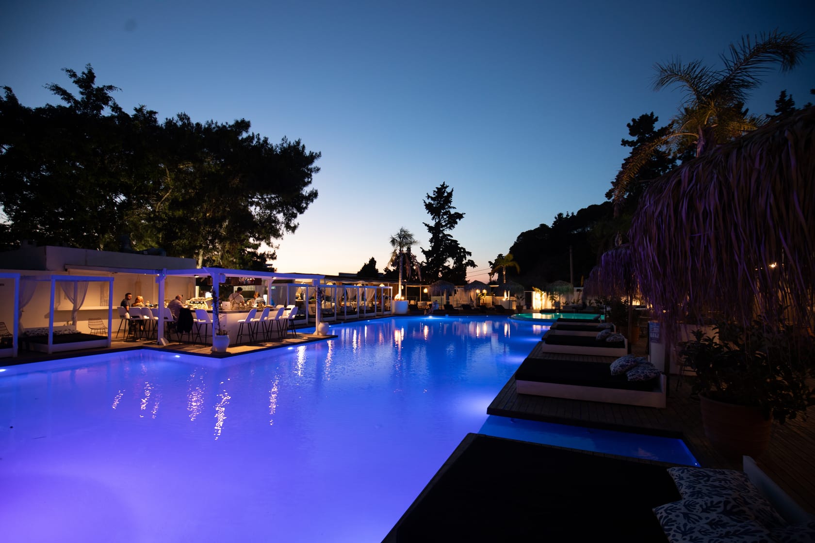 Bamboo Suites Boutique Hotel - 56