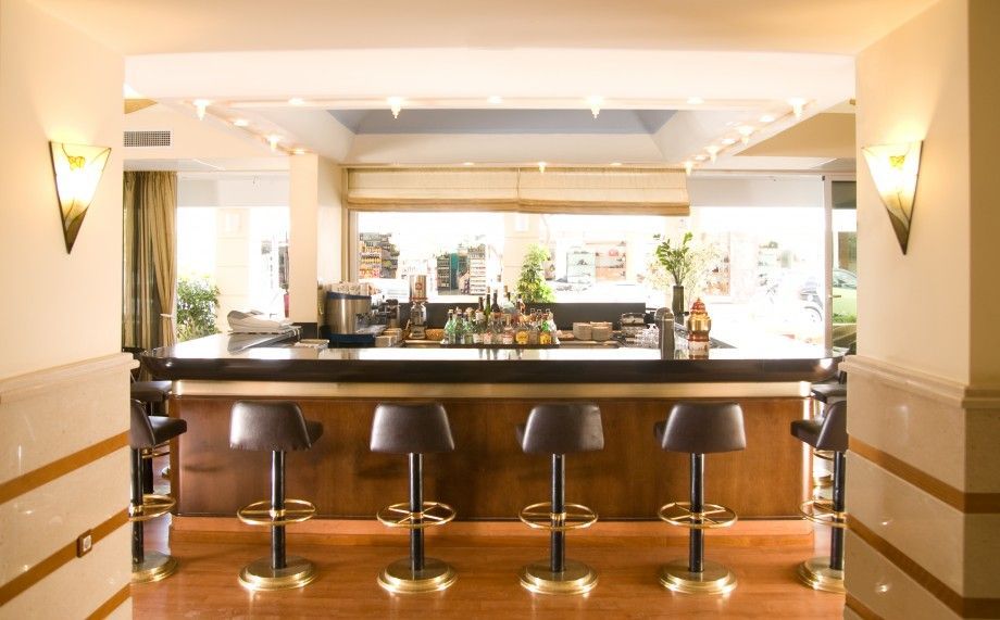 Best Western Plus Plaza Hotel - 2