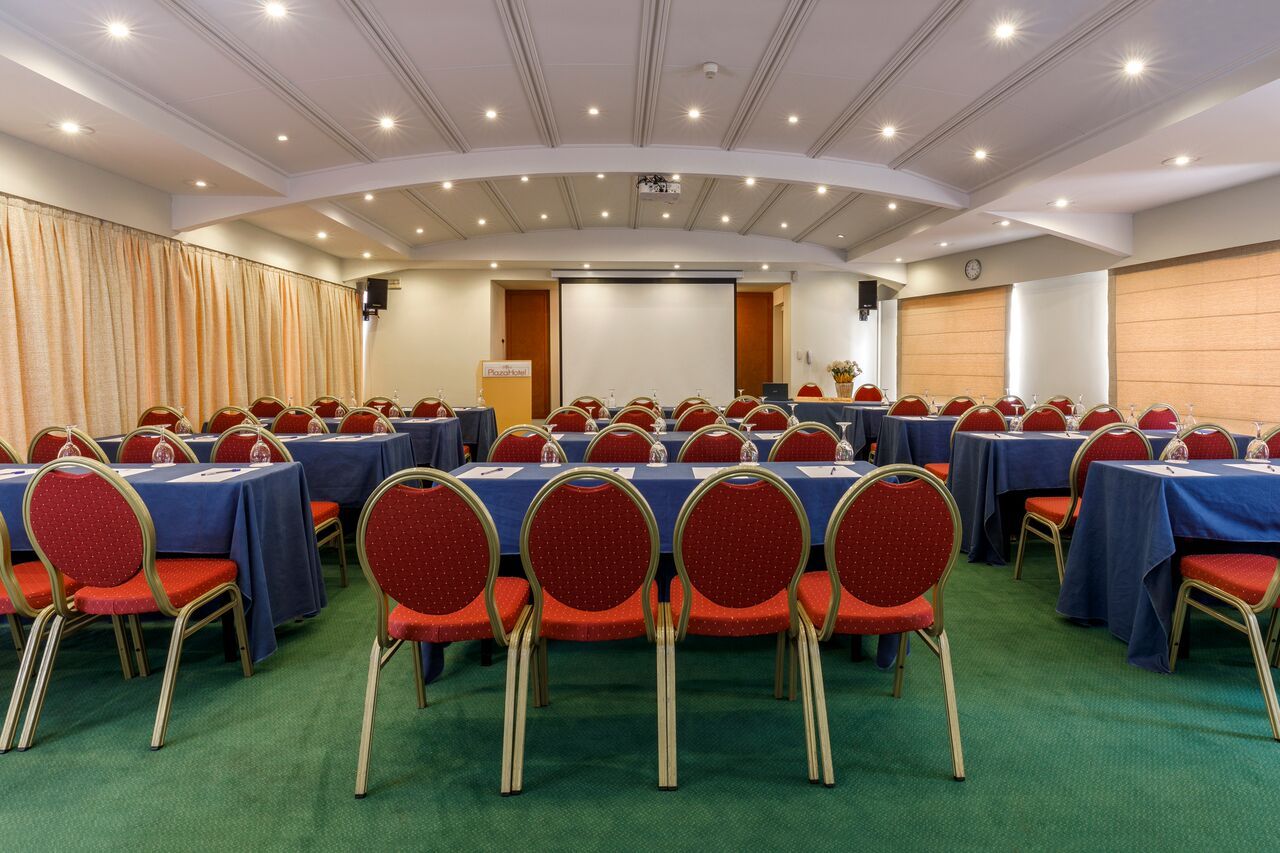 Best Western Plus Plaza Hotel - 35
