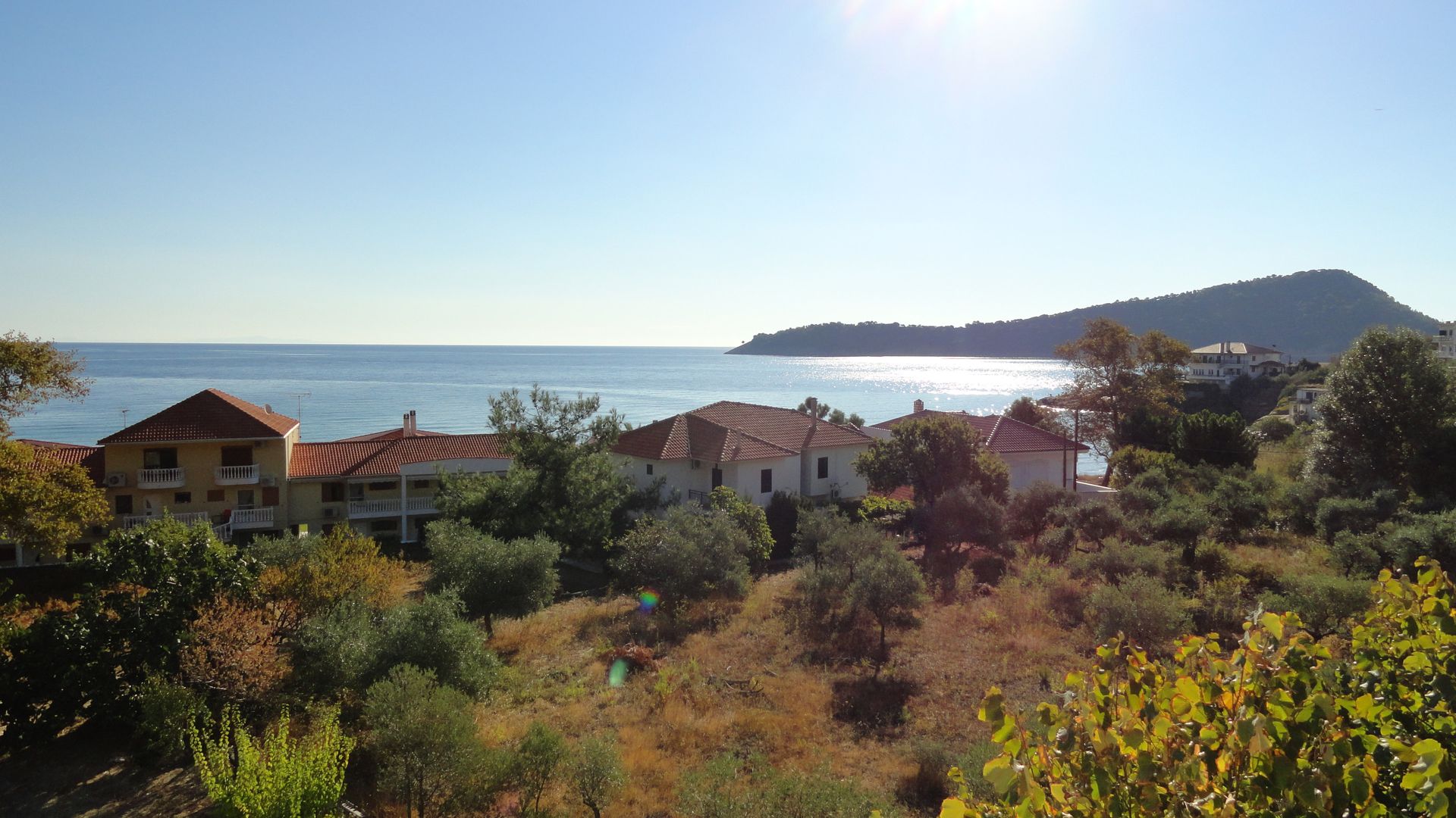 Blue Bay Beach Hotel - 8