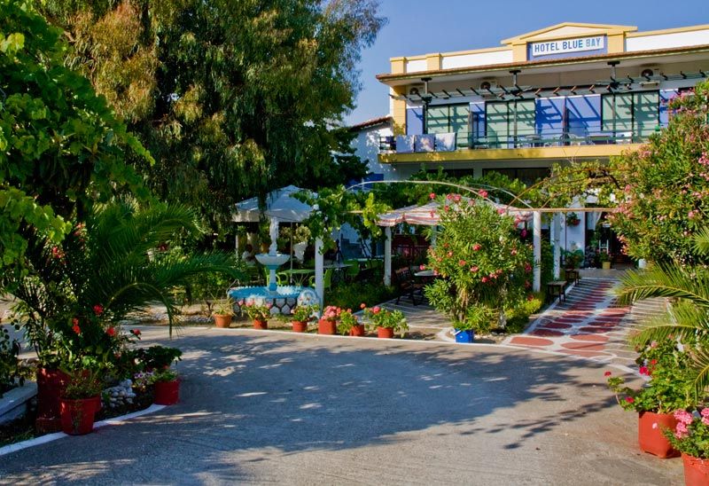 Blue Bay Beach Hotel - 11