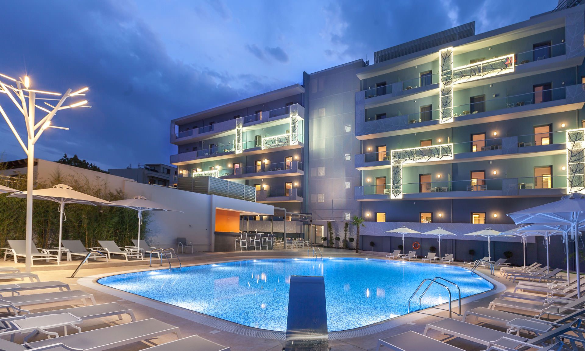 Blue Lagoon City Hotel - 5