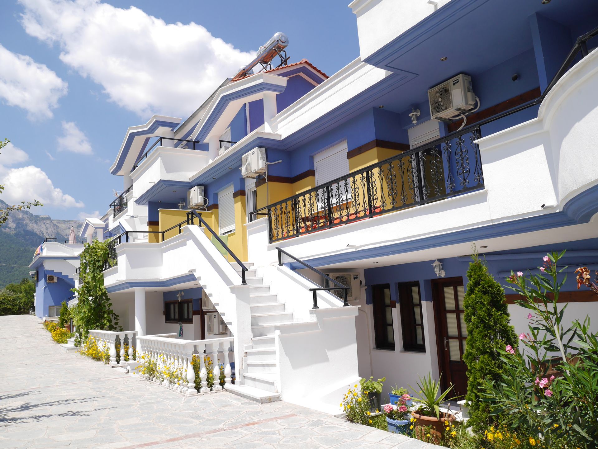 Blue Sea Beach Resort - 2