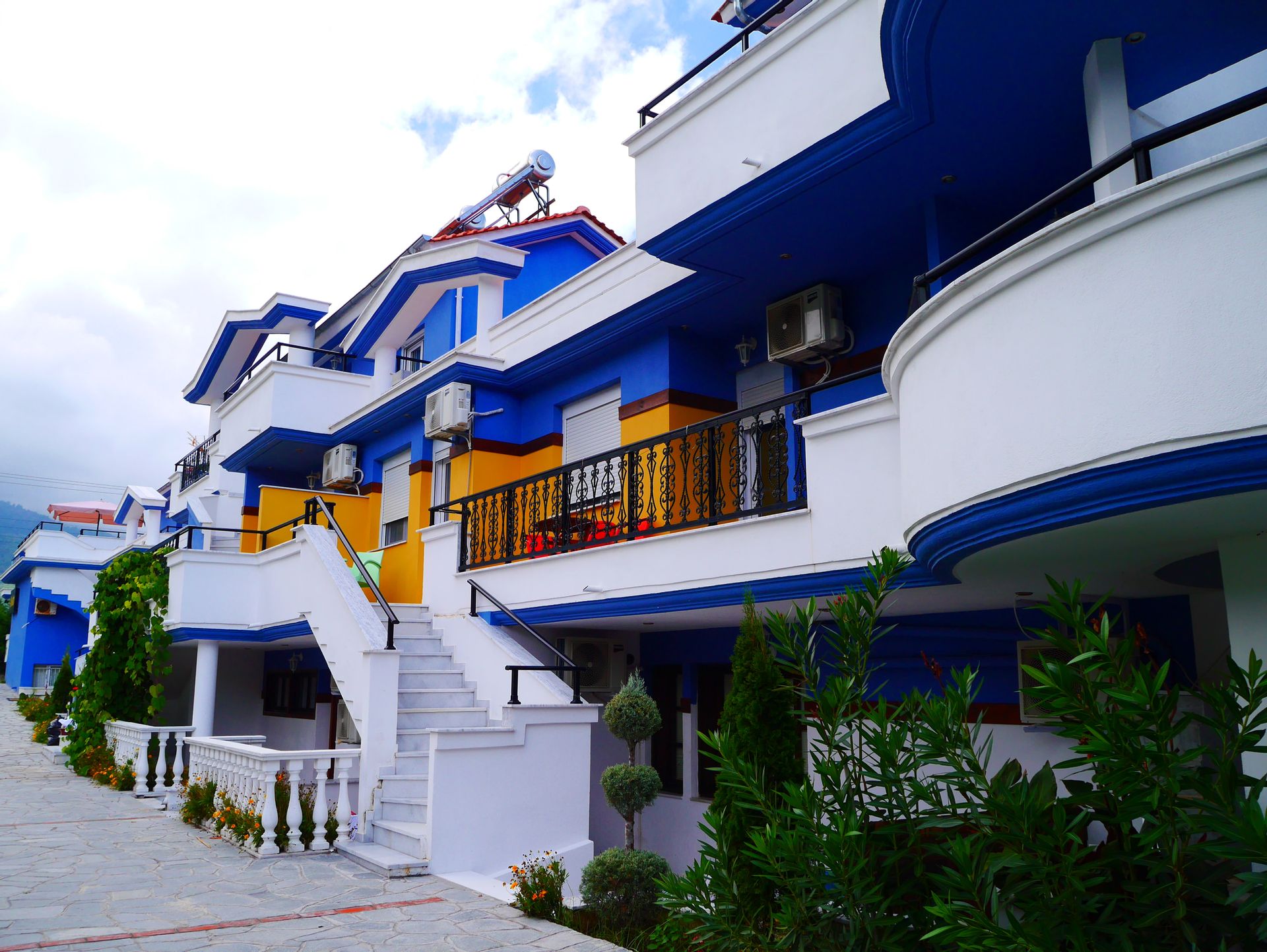 Blue Sea Beach Resort - 7