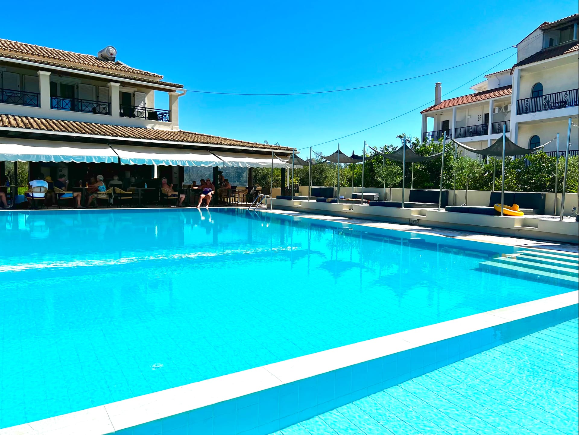 Bruskos Hotel & Suites - 3