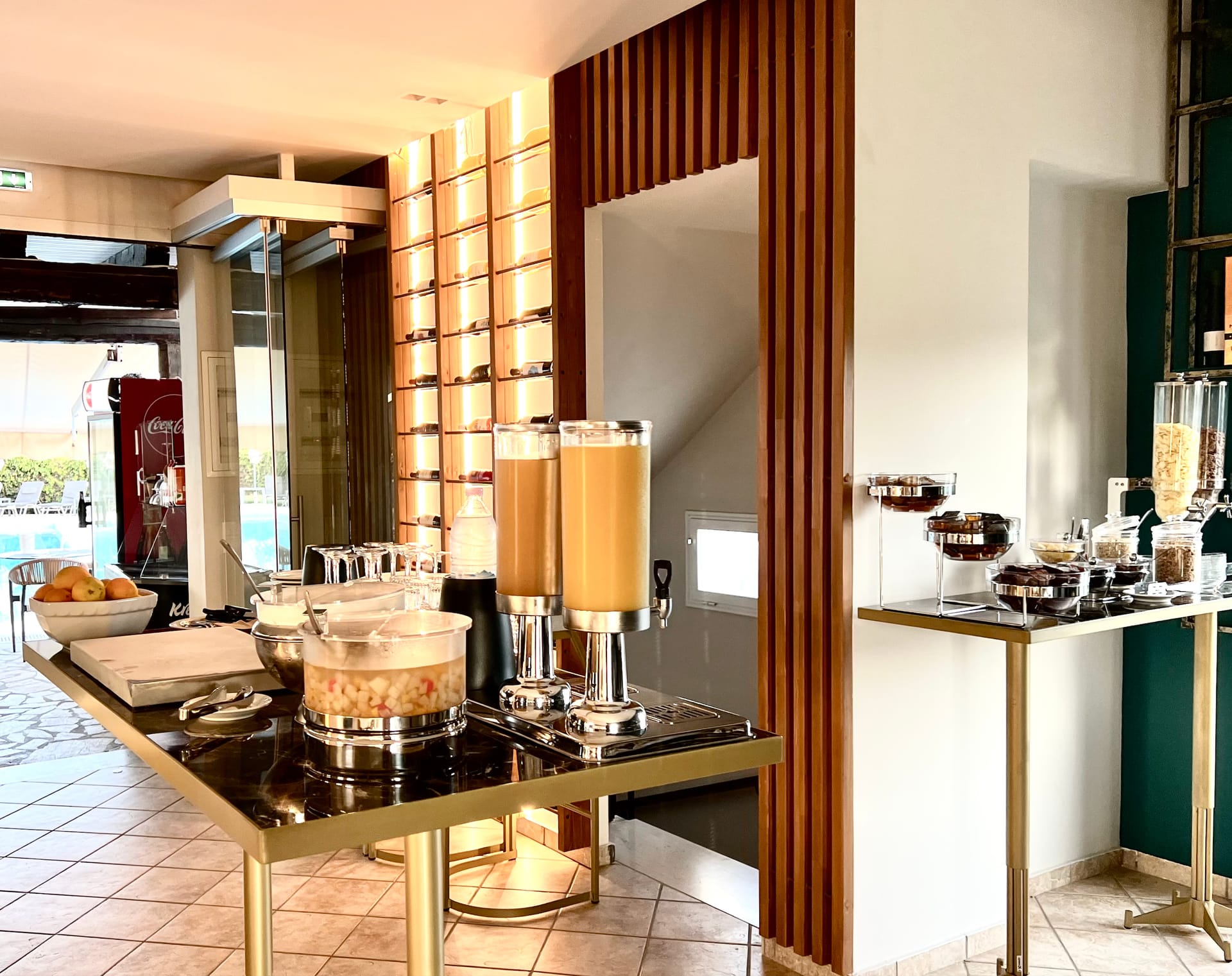 Bruskos Hotel & Suites - 41