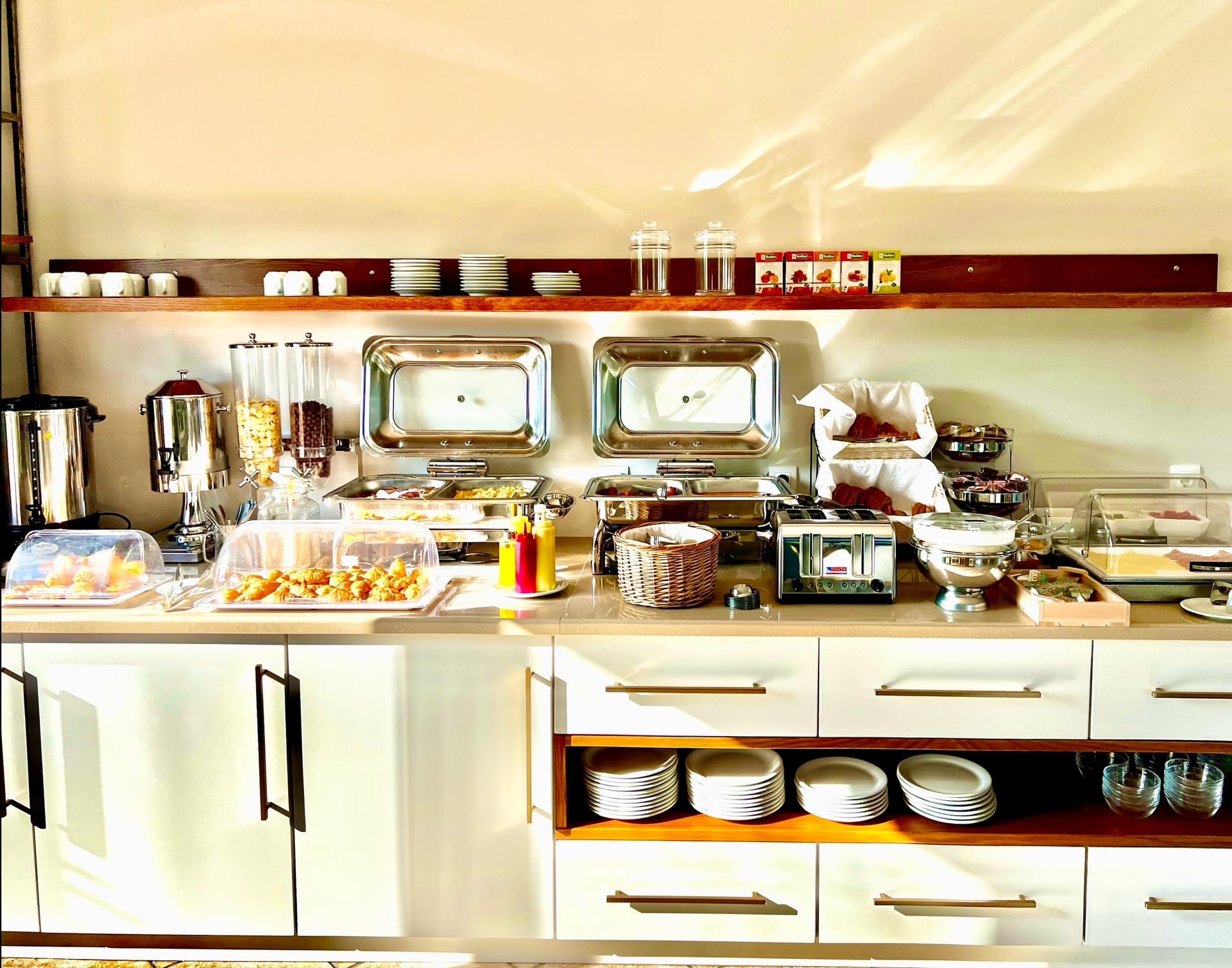 Bruskos Hotel & Suites - 43