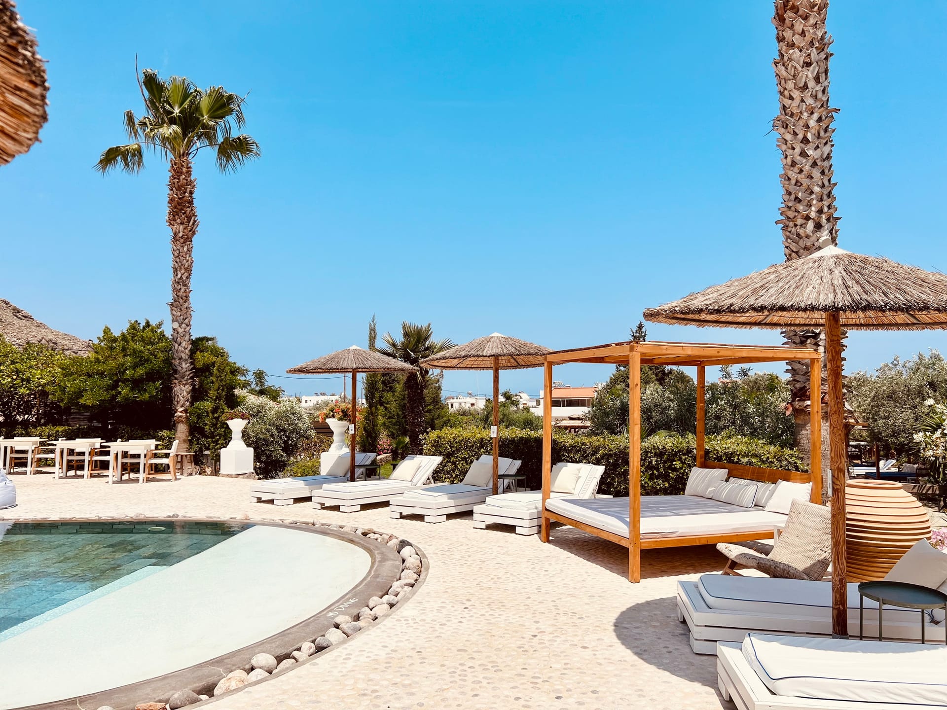 Caesars Gardens Hotel & Spa - 8