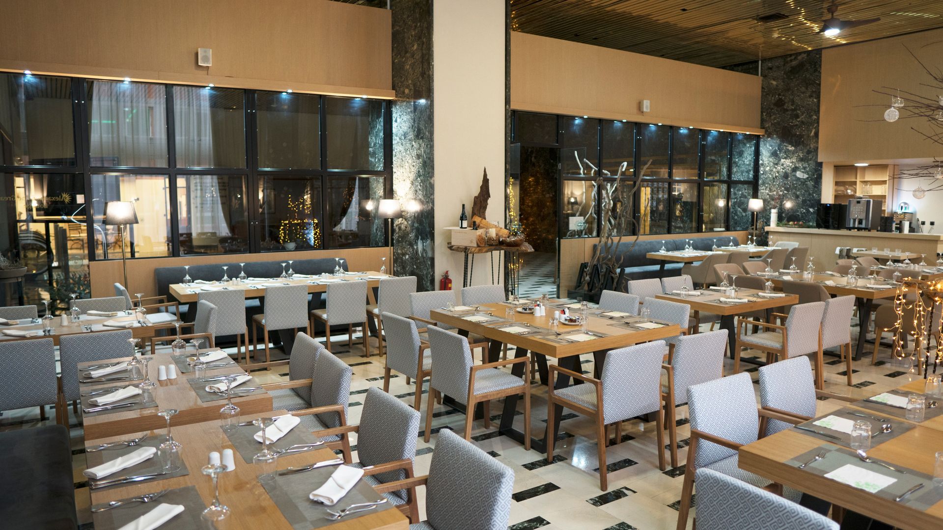 Capsis Hotel Thessaloniki - 17