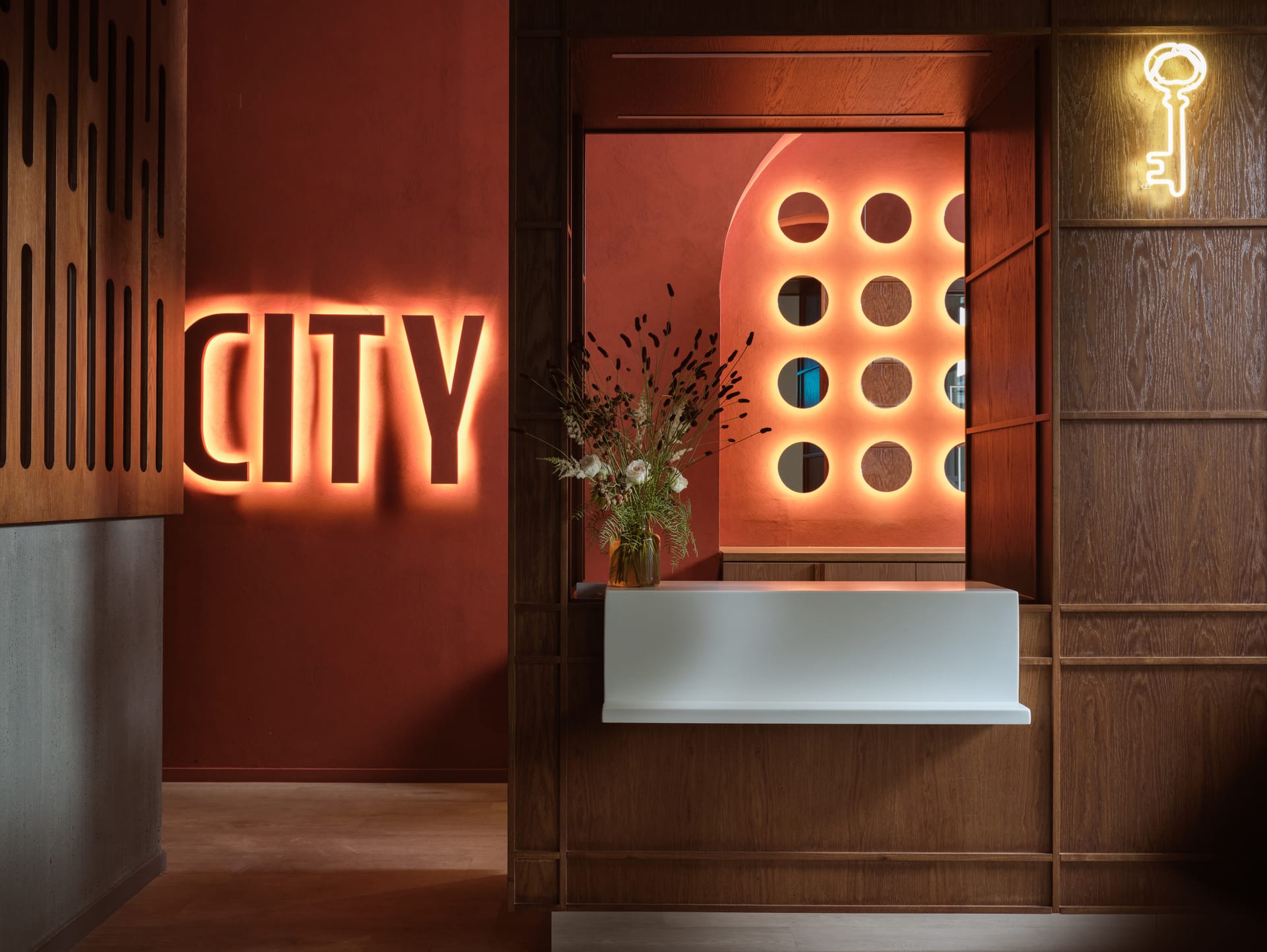 City Hotel Thessaloniki - 1