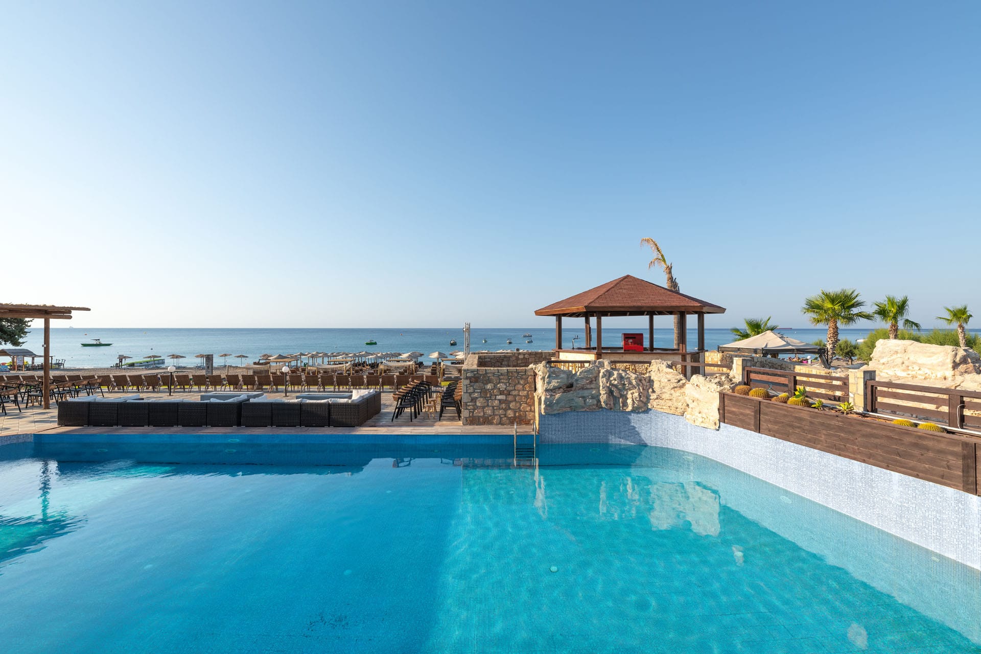 Costa Lindia Beach - 6