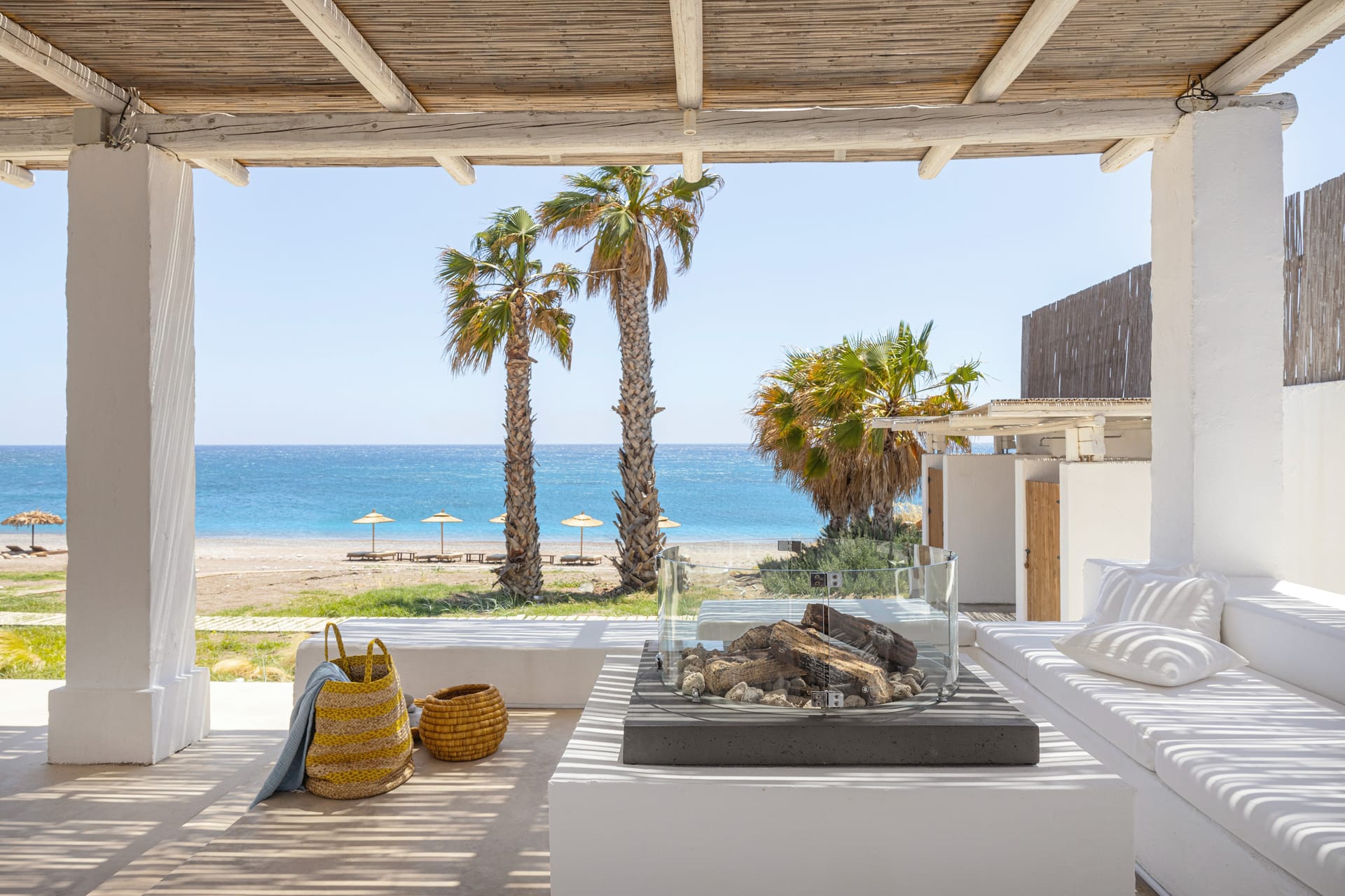 Crystalia Beach House - 7
