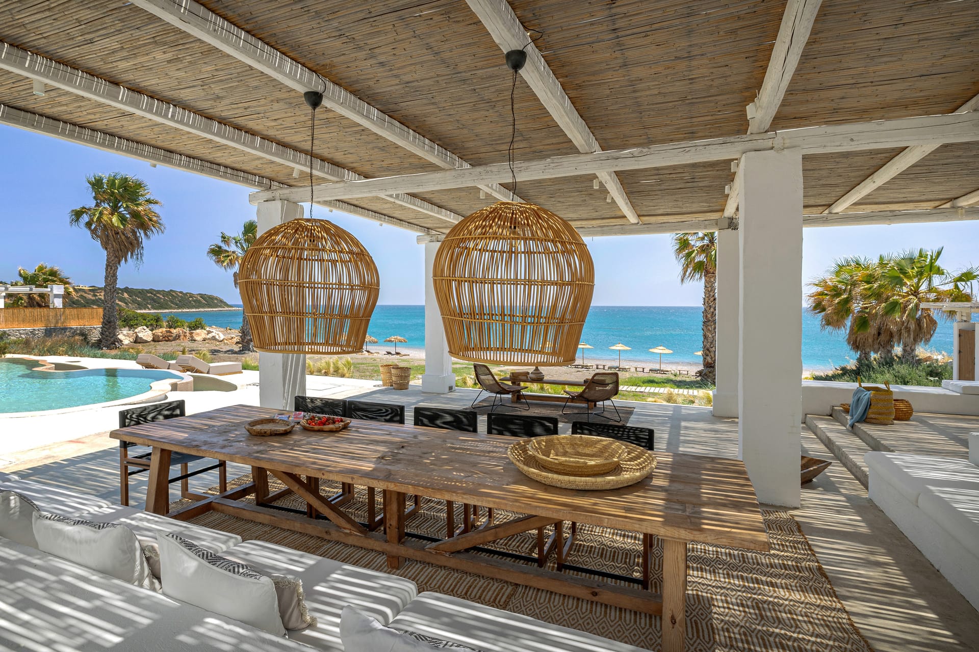 Crystalia Beach House - 10
