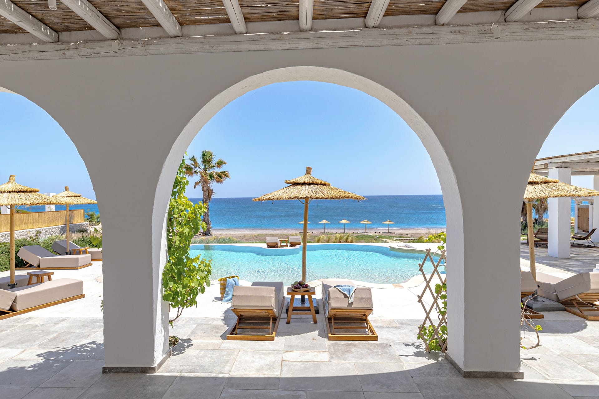 Crystalia Beach House - 13
