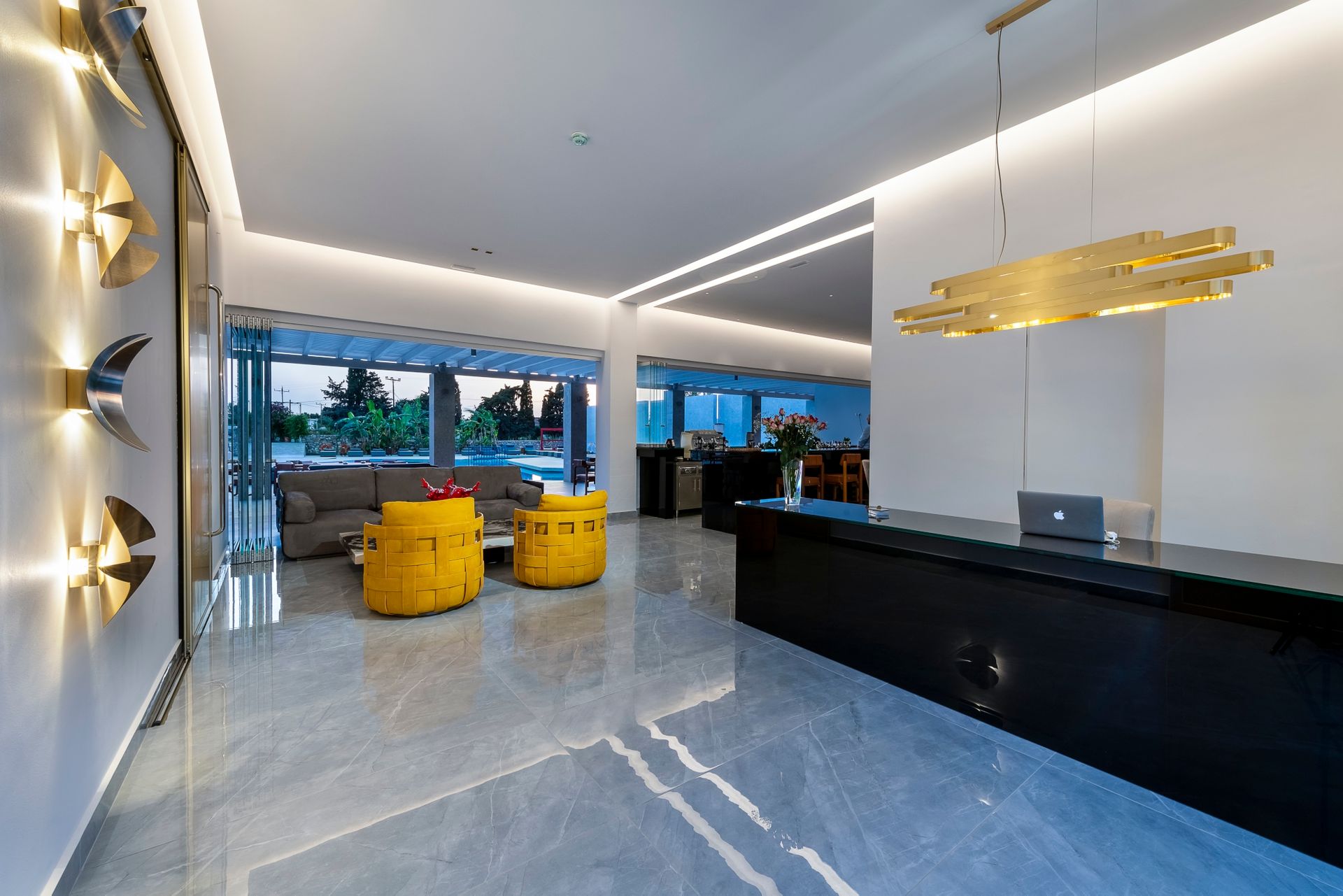 Diamond Boutique Hotel - 2