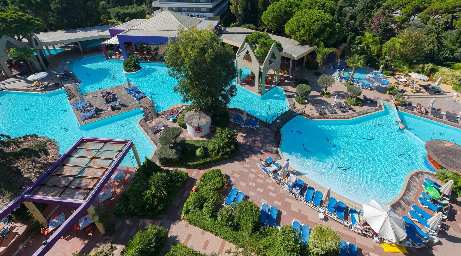 Dionysos Hotel - 1
