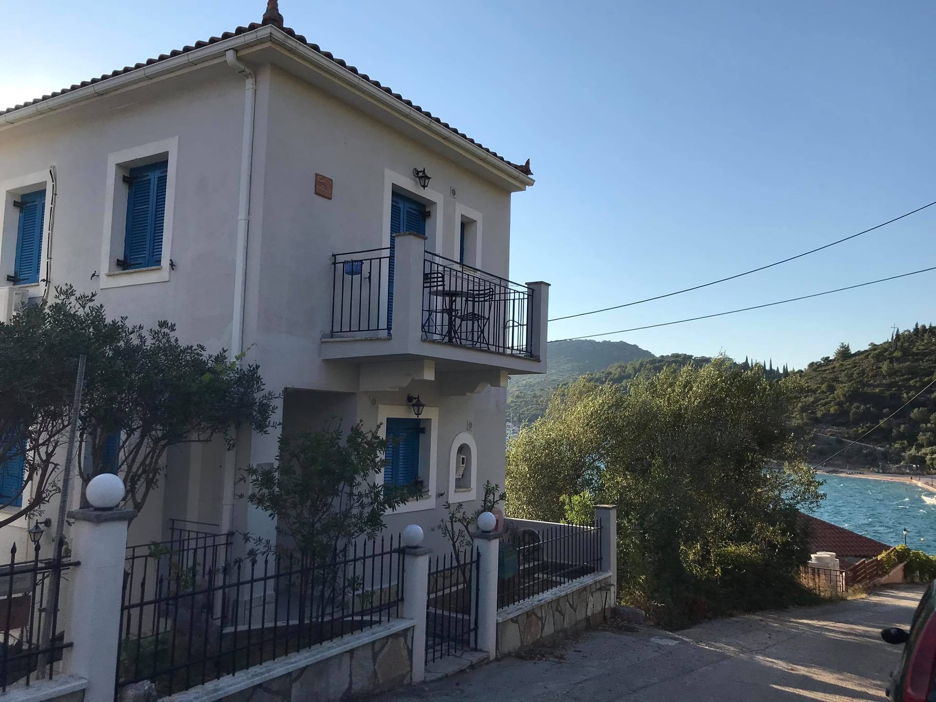 Dioskouroi Hotel & Apartments - 1
