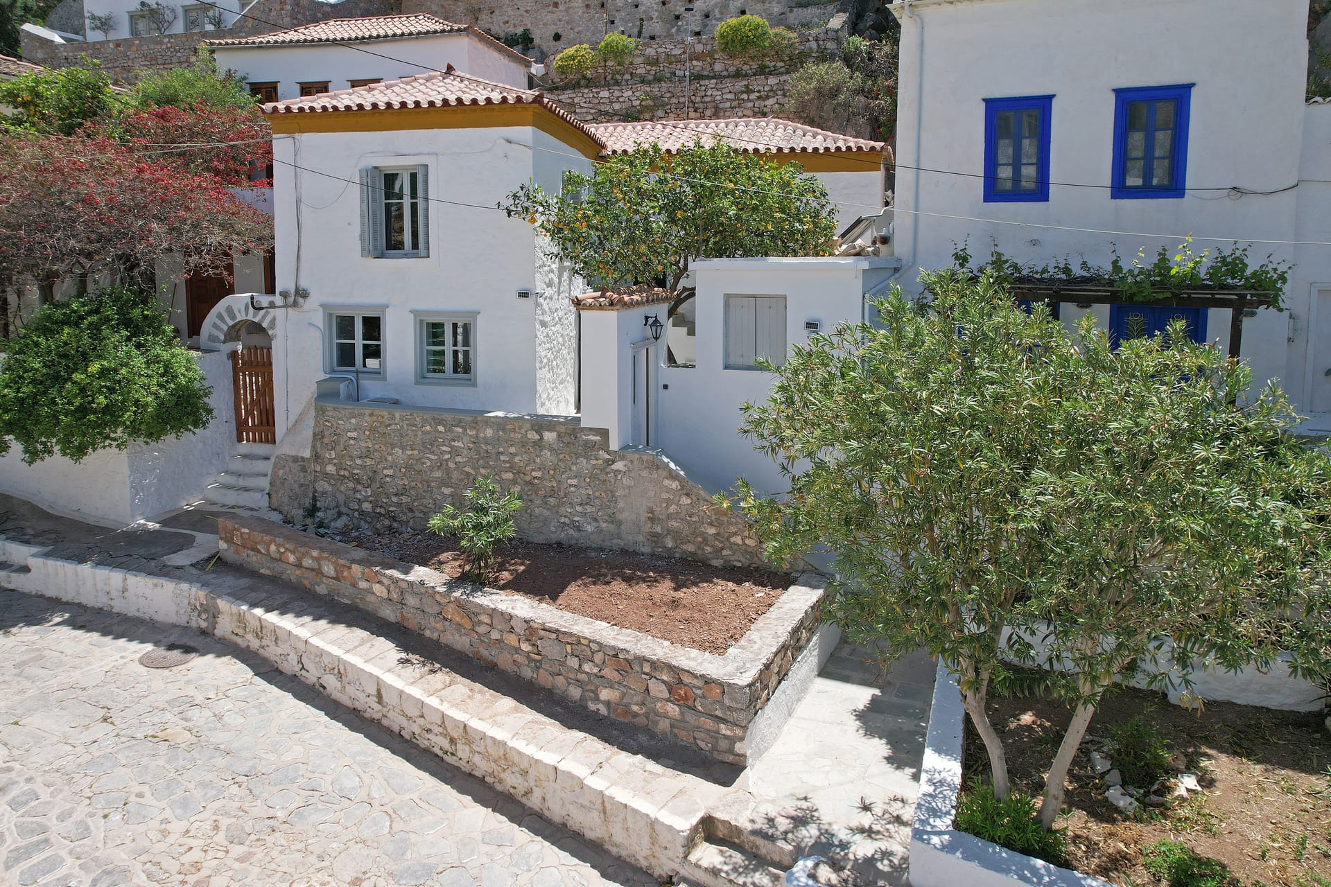 Douskos Citrus Apartments Hydra - 3