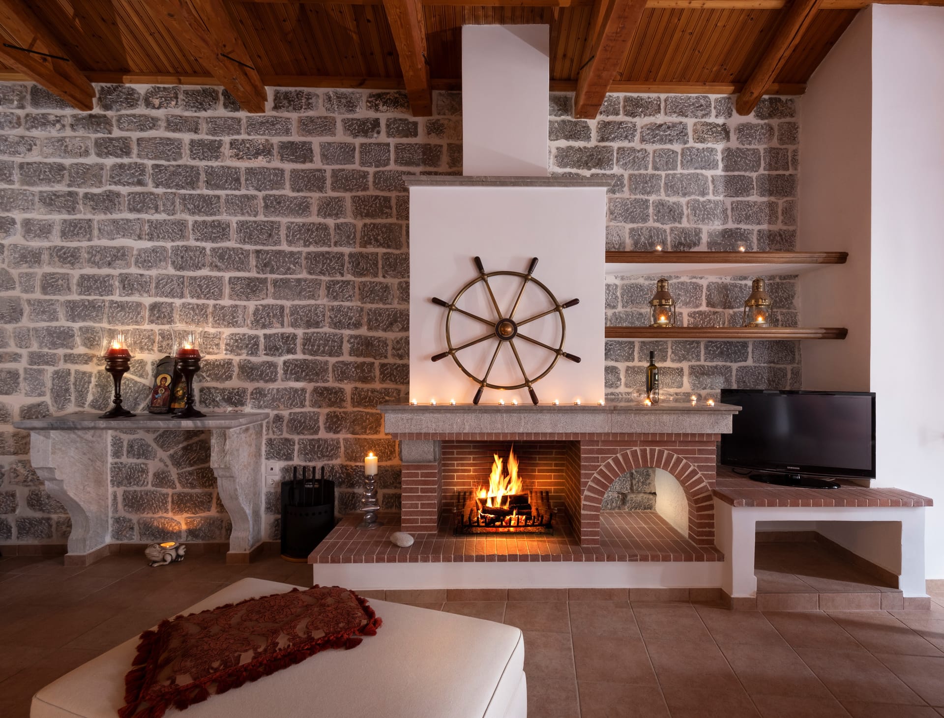 Douskos Exclusive Property - 20