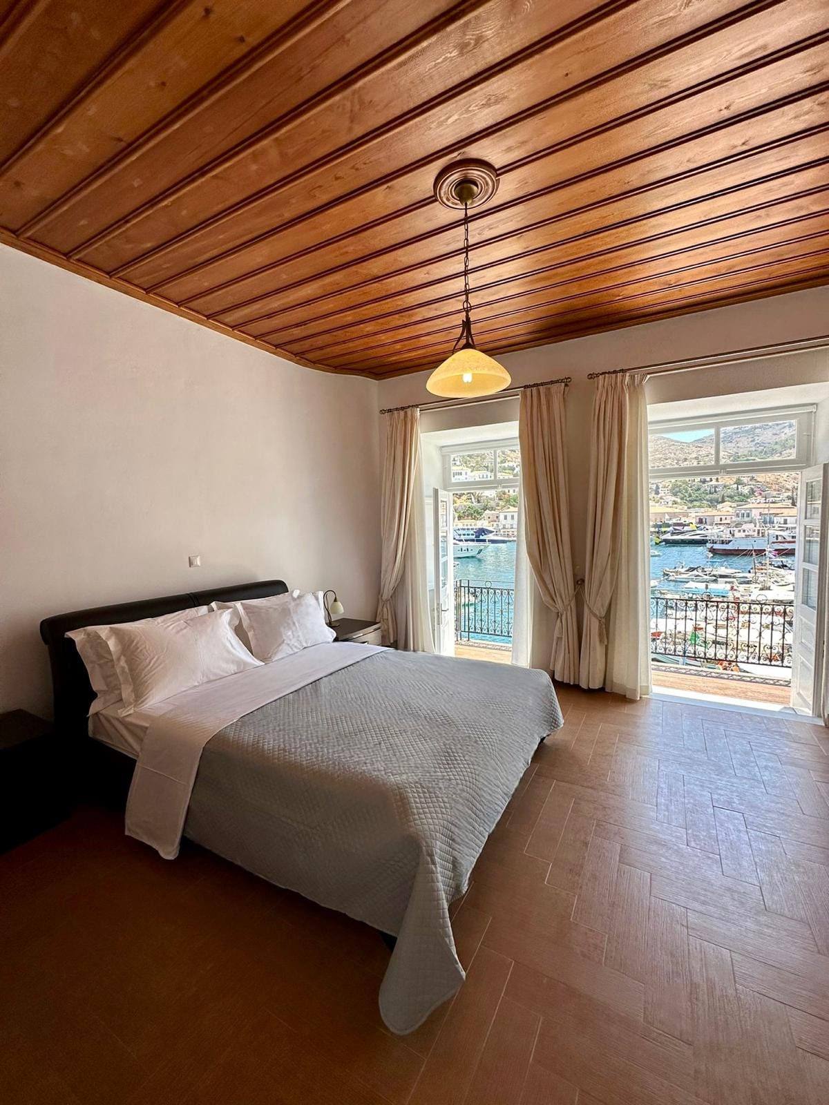 Douskos Exclusive Property - 23