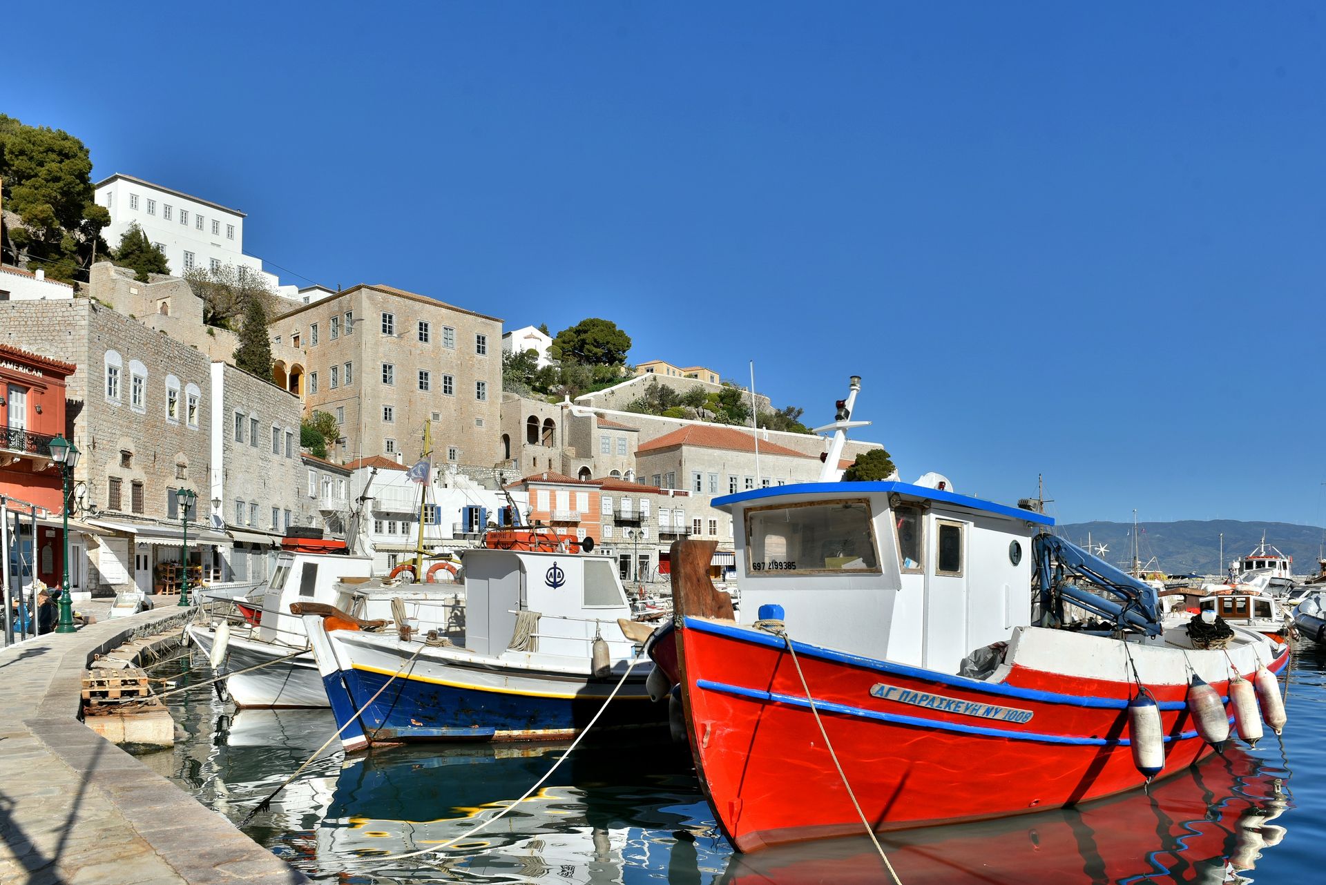 Douskos Port House Hydra - 1