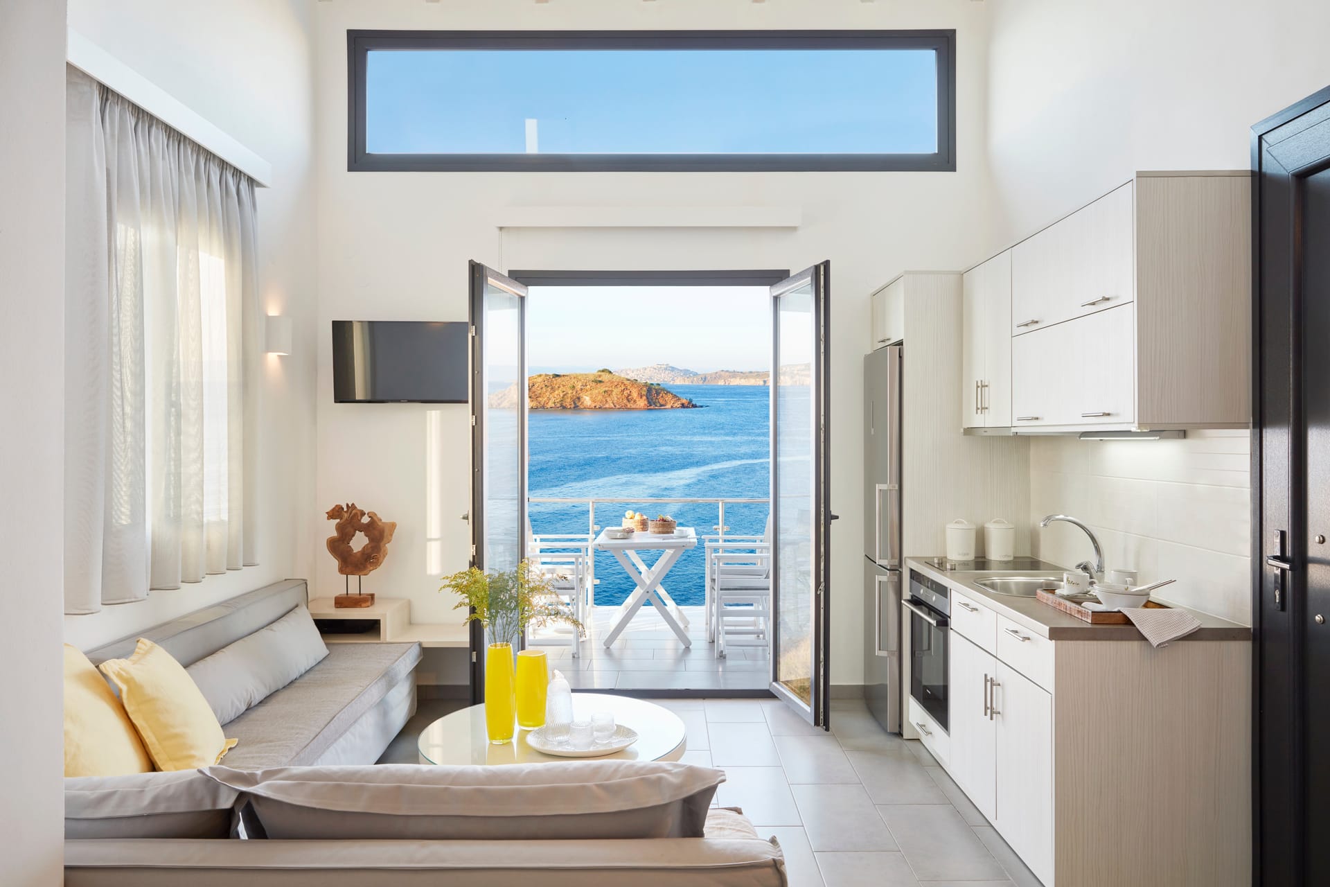 Eleia Seafront Rooms & Villas - 5