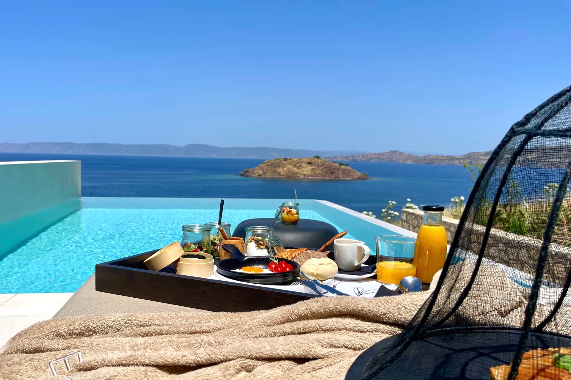 Eleia Seafront Rooms & Villas - 17