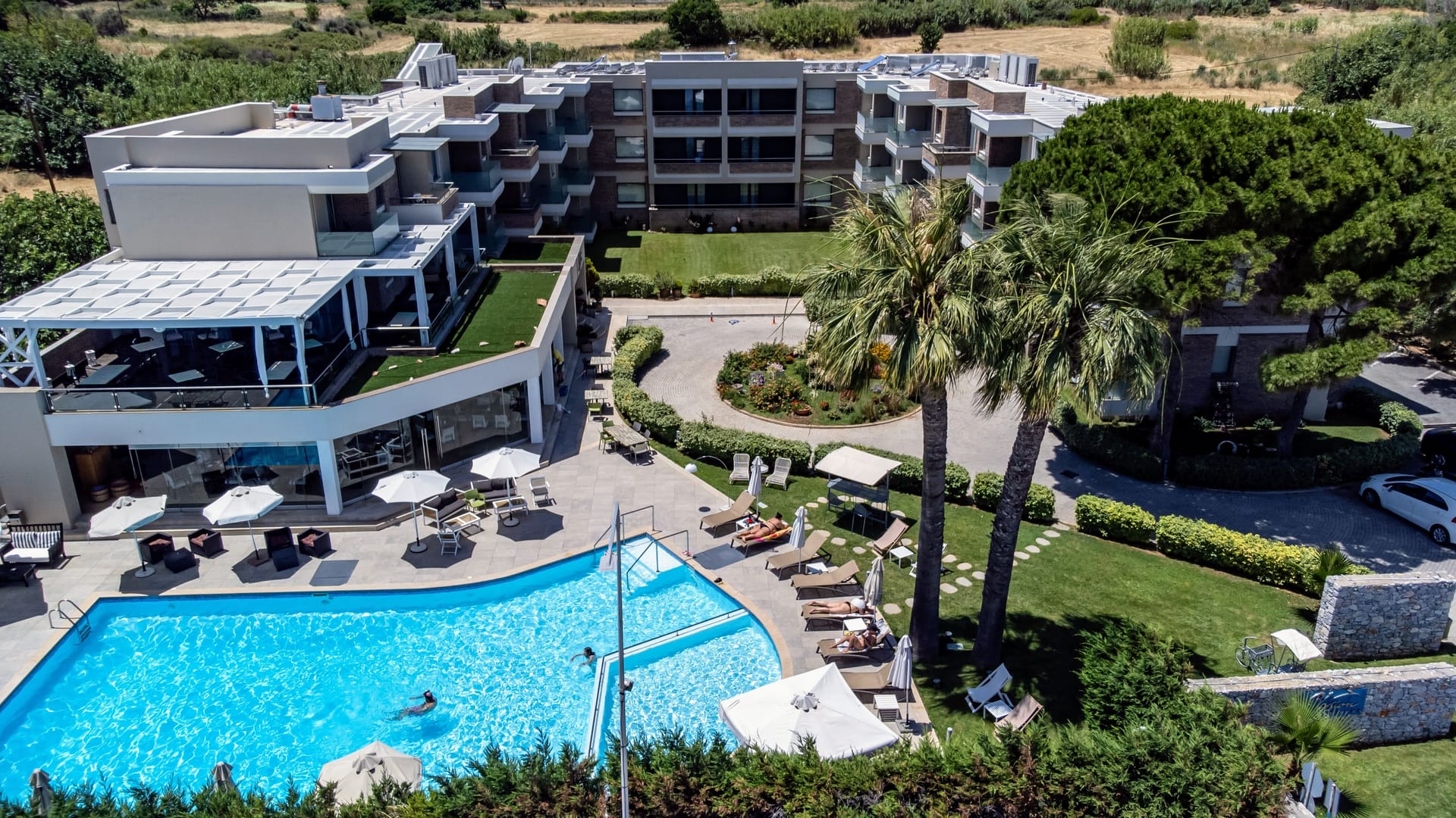 Elysion Hotel - 1