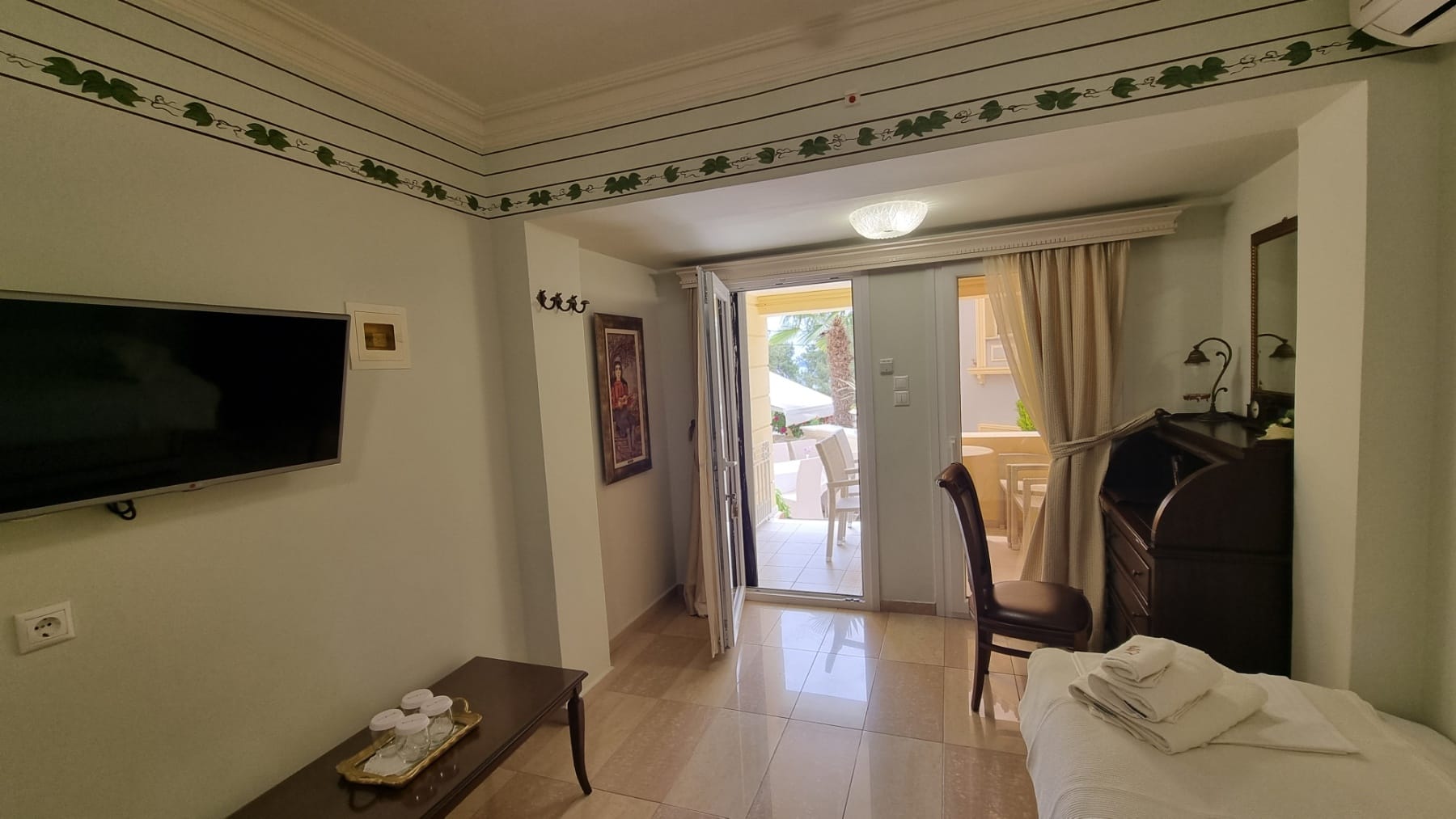 Enavlion Hotel Batagianni - 4