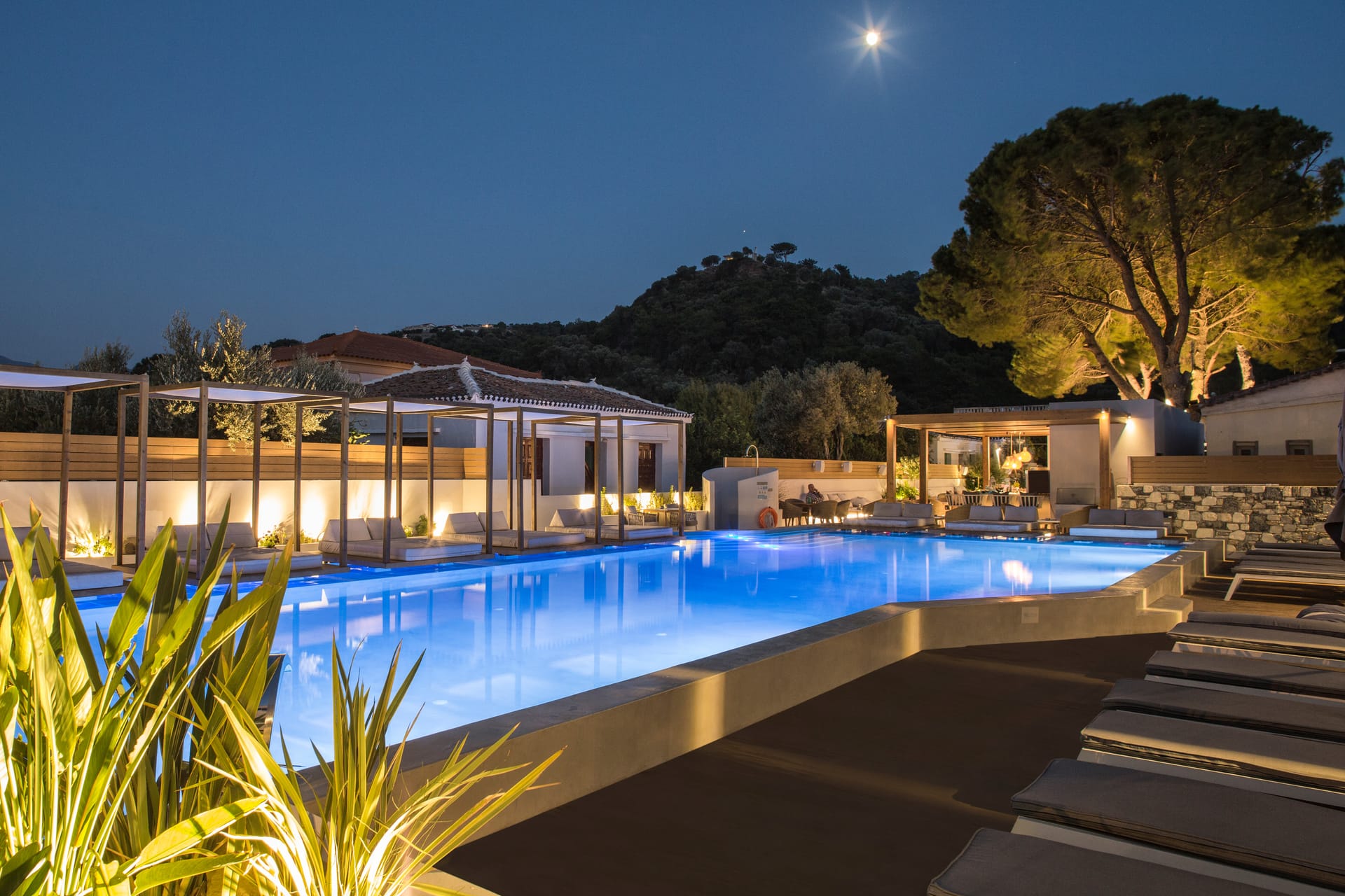 Erato Seaside Hotel - 29