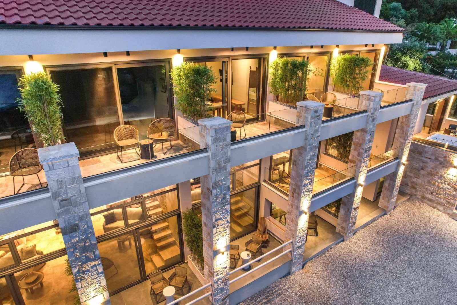 Essentia Luxury - 5
