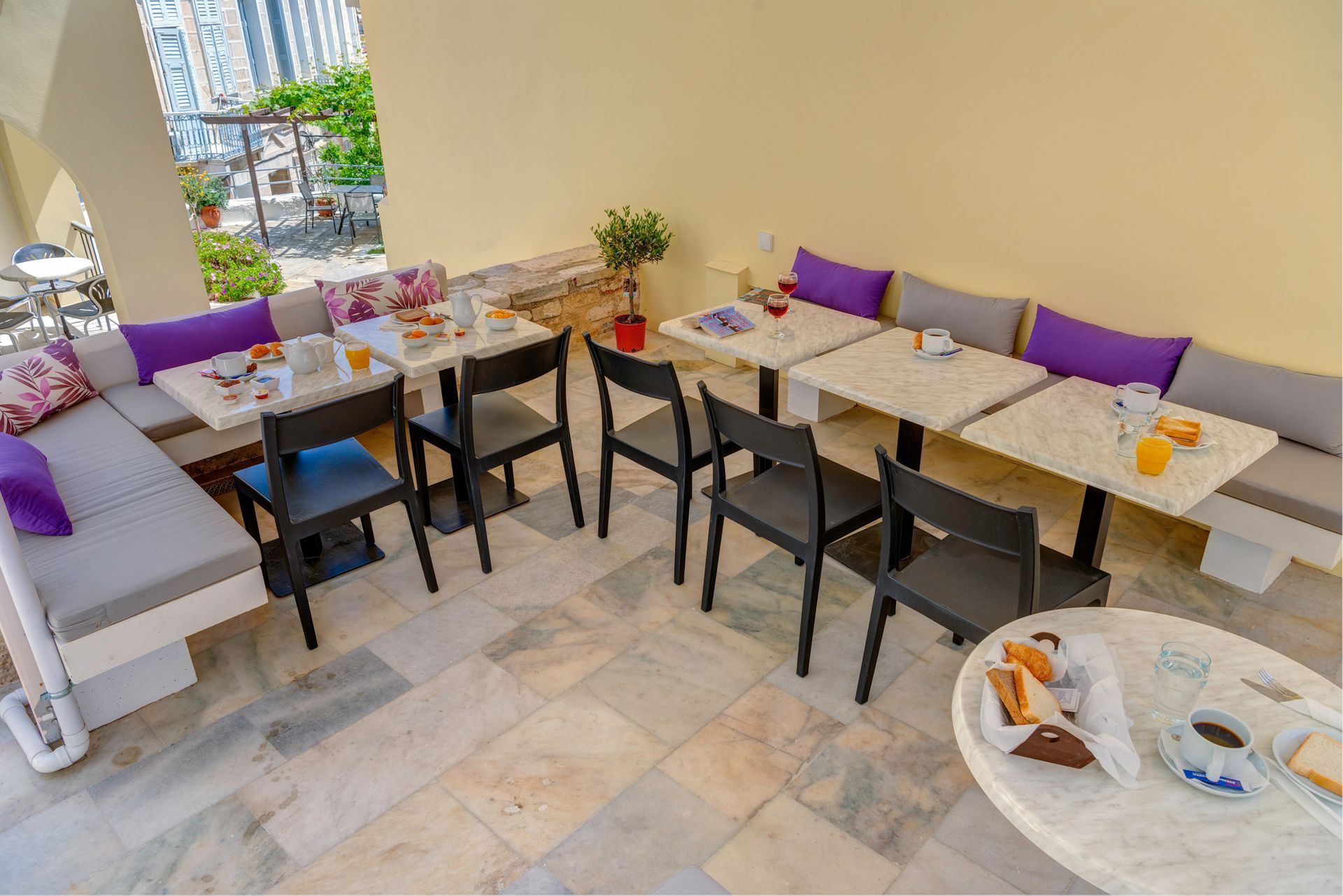 Ethrion Hotel Syros City - 65