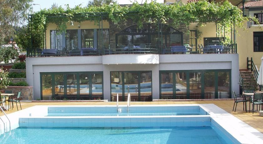 Giannikos Hotel - 2