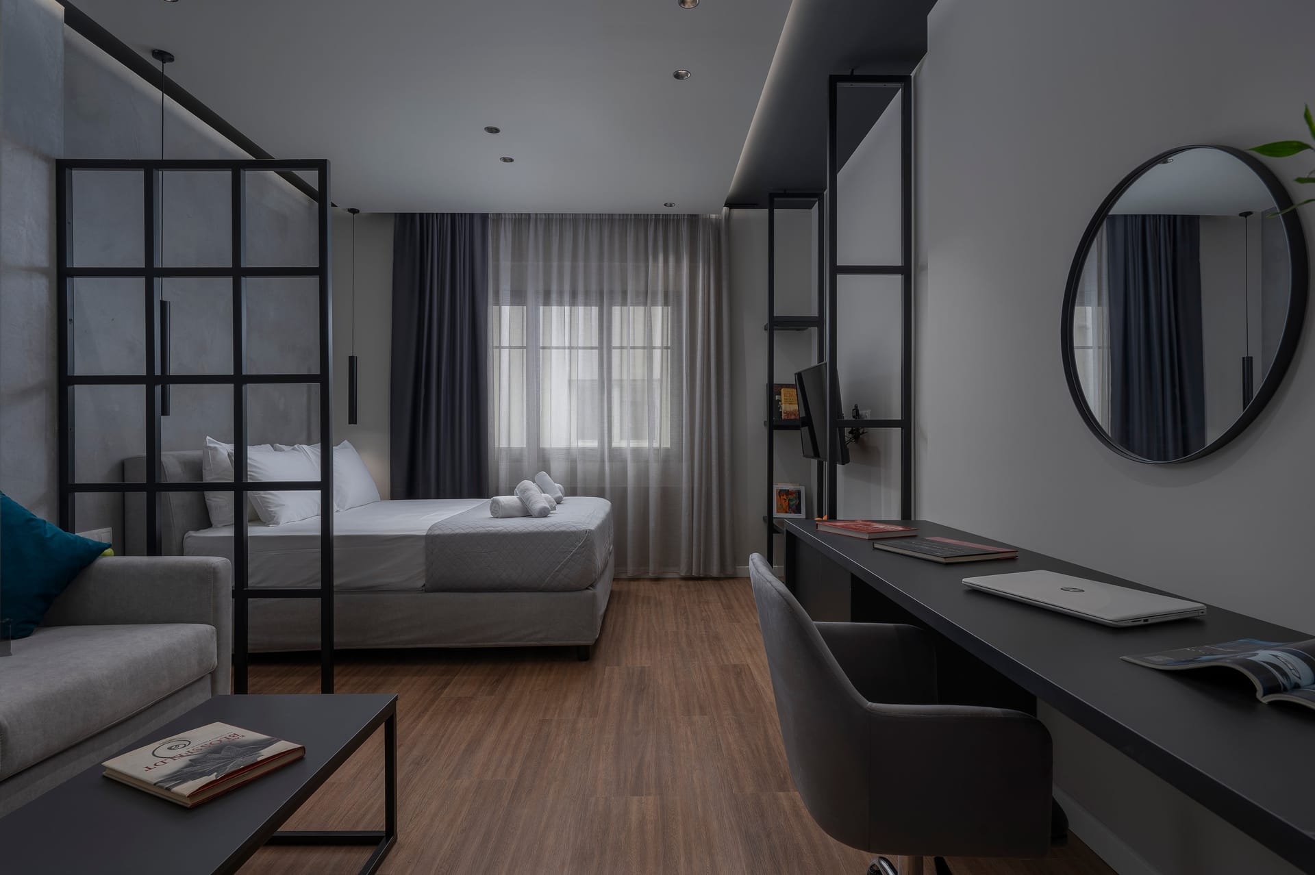 Hebrard Industrial Suites - 1