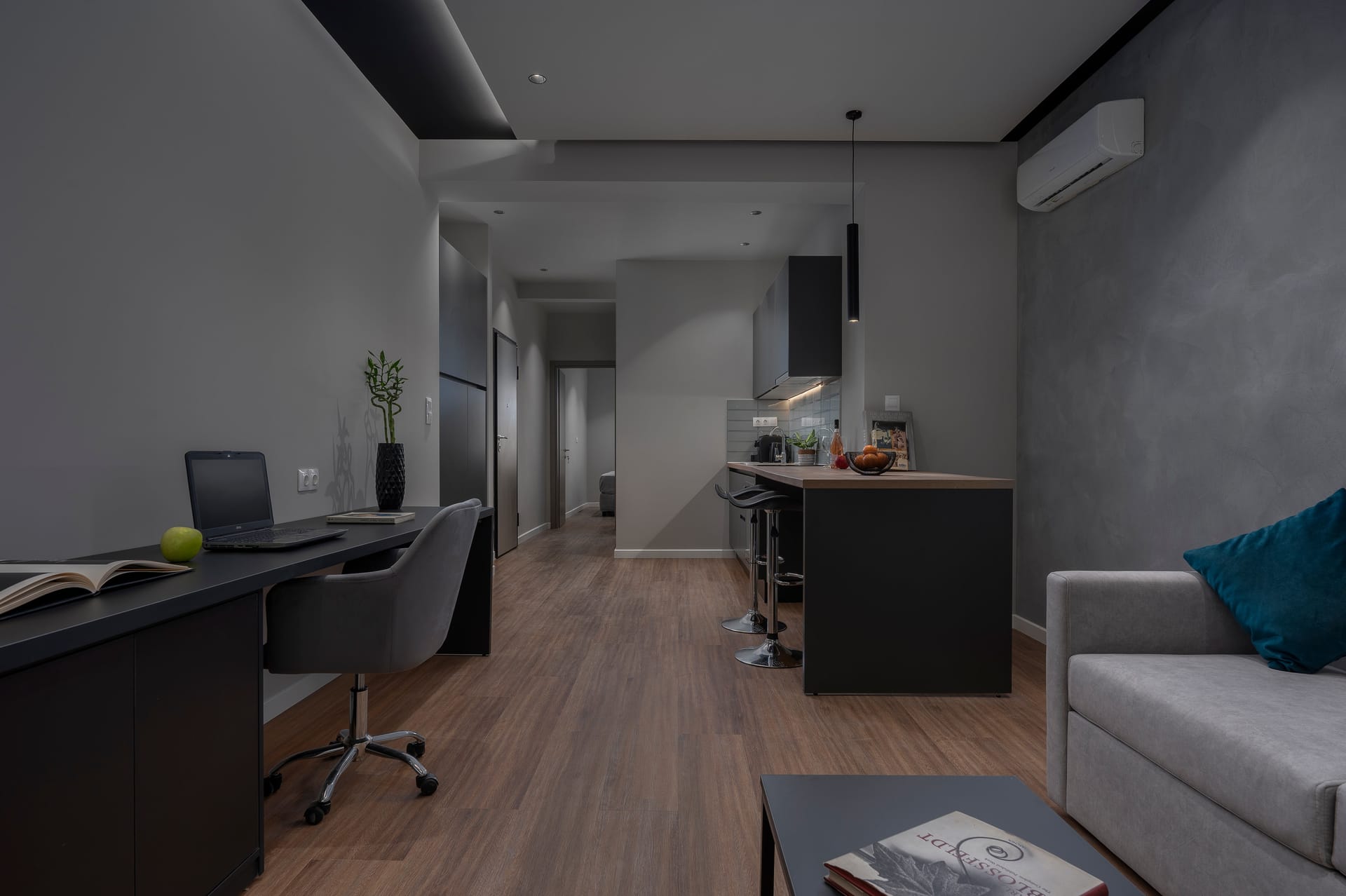 Hebrard Industrial Suites - 6