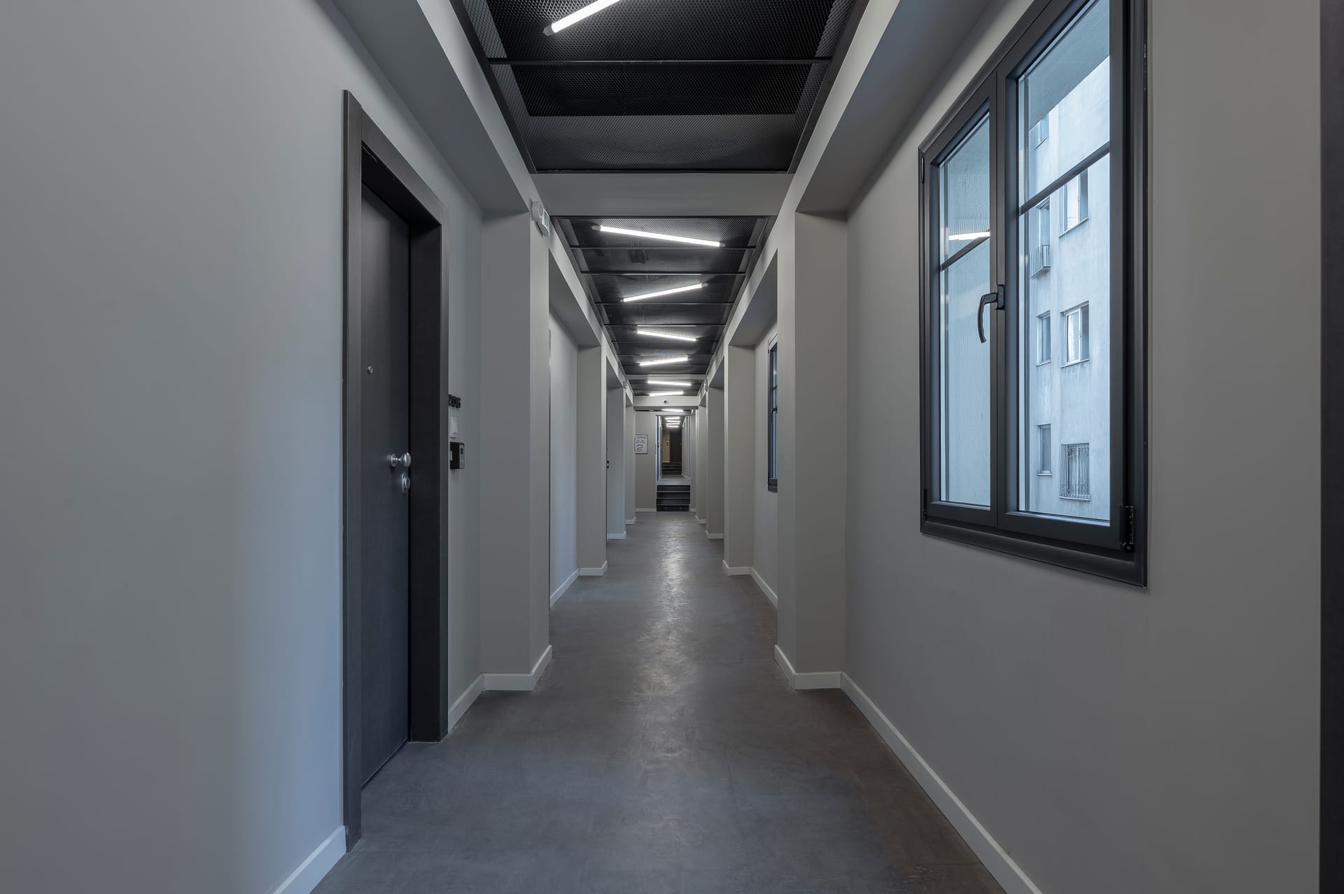 Hebrard Industrial Suites - 8