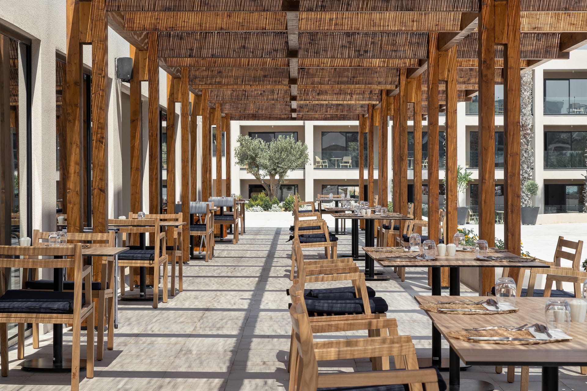 Helea Lifestyle Beach Resort - 14